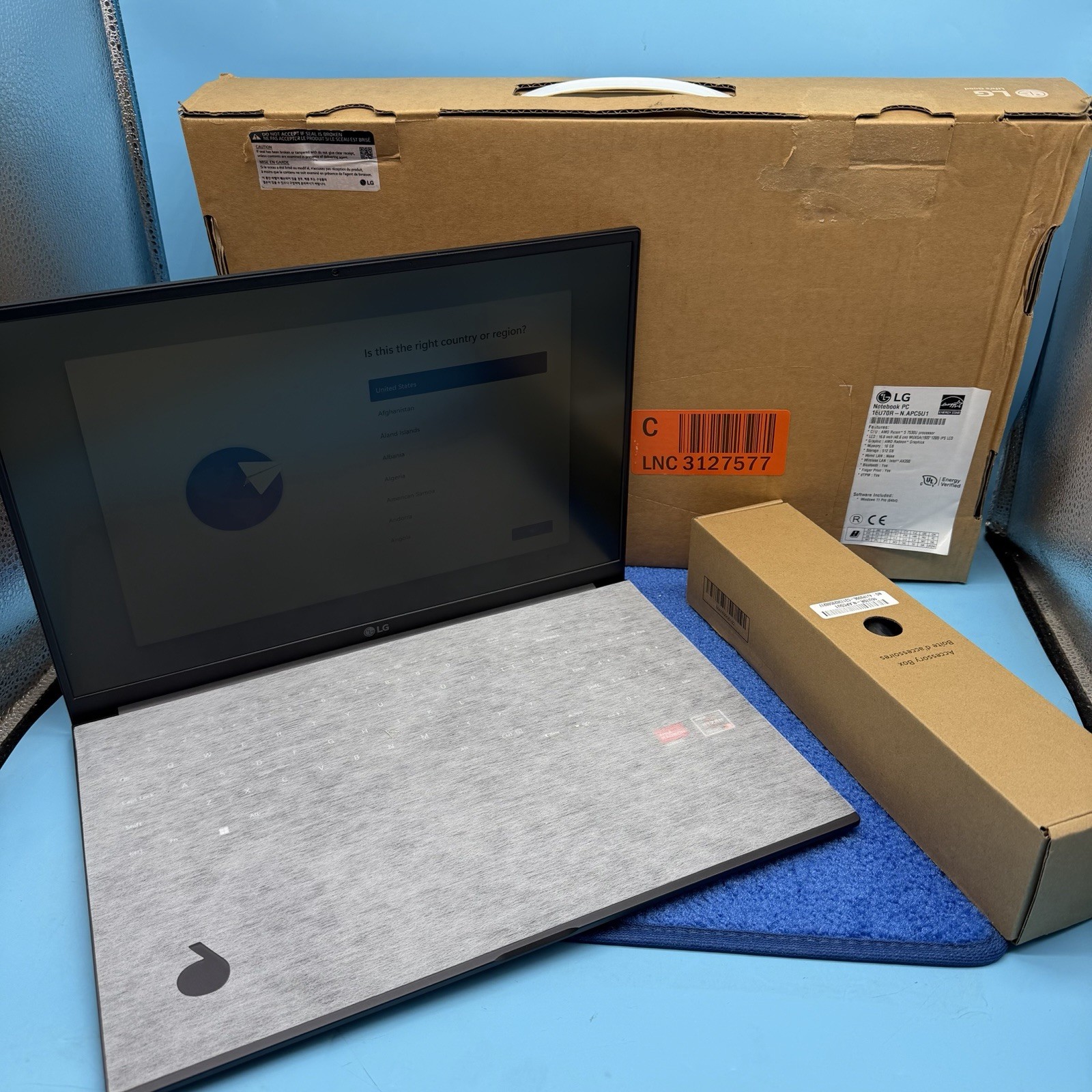 LG Ultra PC 16U70R-N.APC5U1 16" Laptop R5 7530U 16GB 512GB SSD W11 Pro