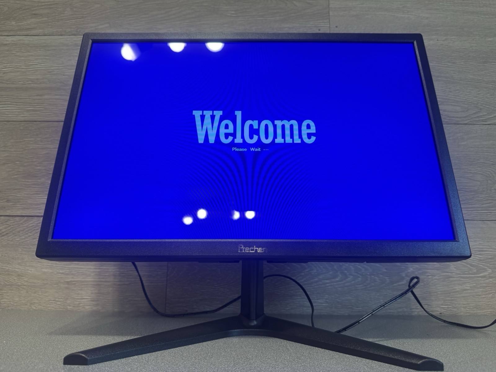19 in, Black, Prechen, LCD Moniter, HD-190 Model, 1440 x 900 resolution