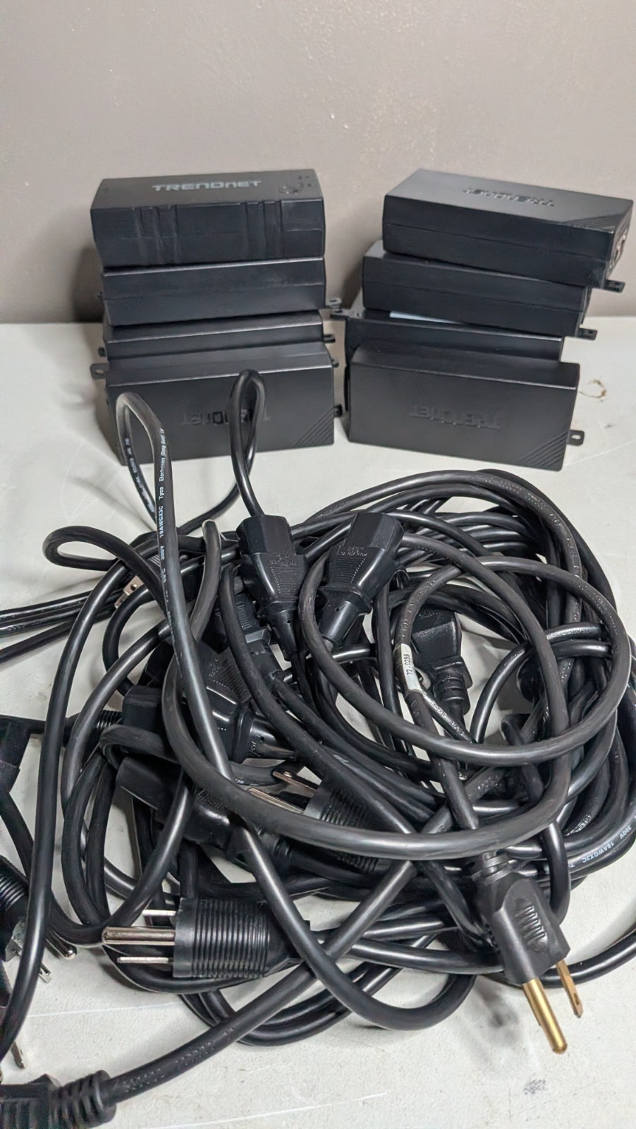 Lot Of 10 - Trendnet PoE+ Injector TPE-115GI  H/W v2.3R - W/ Power Cables 