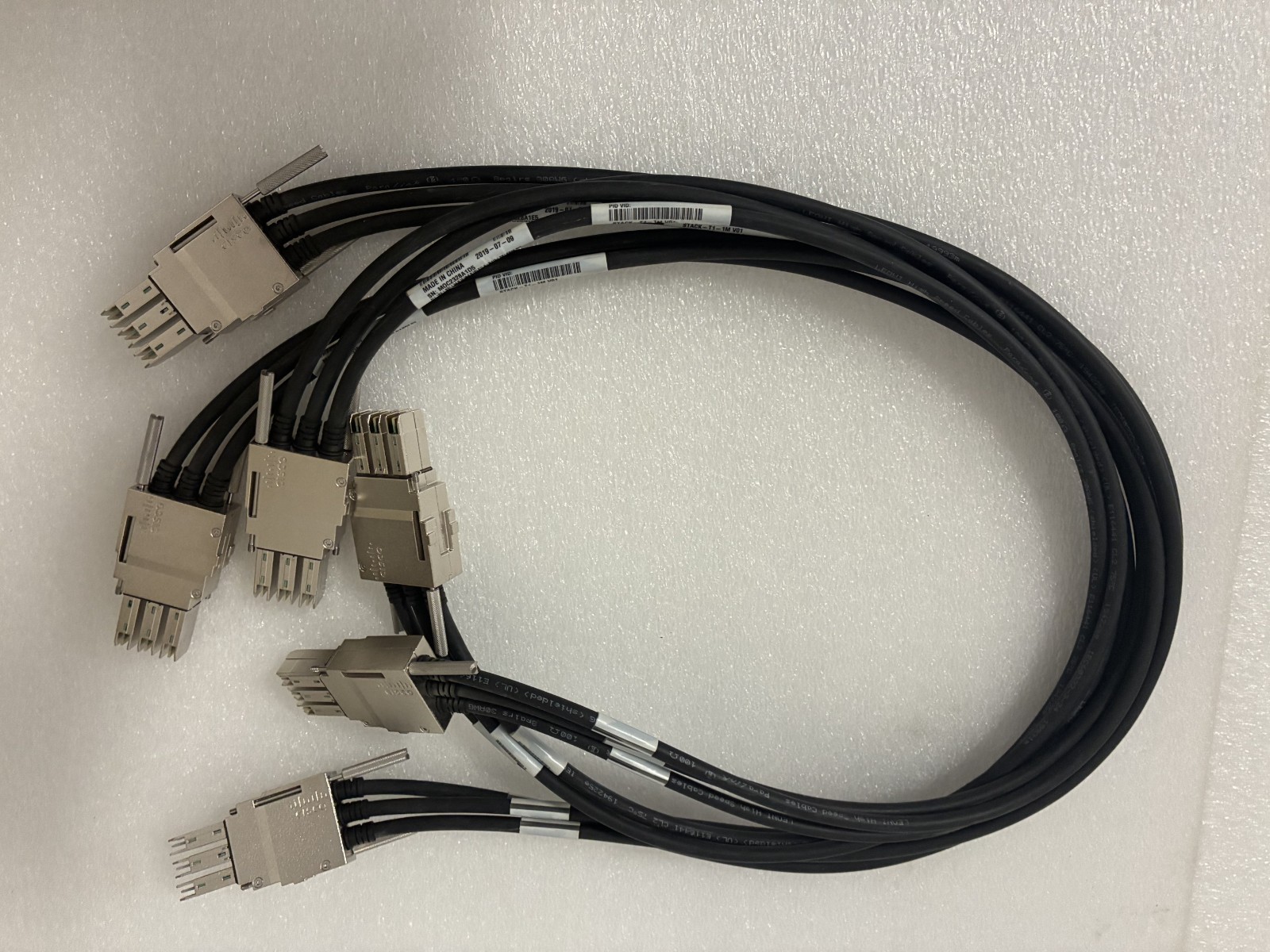 Lot of 3 Cisco STACK-T1-1M StackWise 1M Stacking Cable 800-40404-01