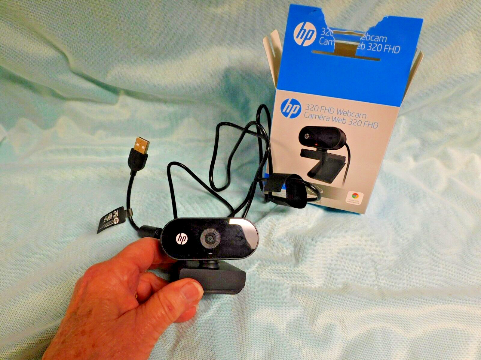 HP WEBCAM 320 FHD 1080P 66DEGREE WIDE ANGLE NEW OPEN BOX SWIVEL & MICROPHONE