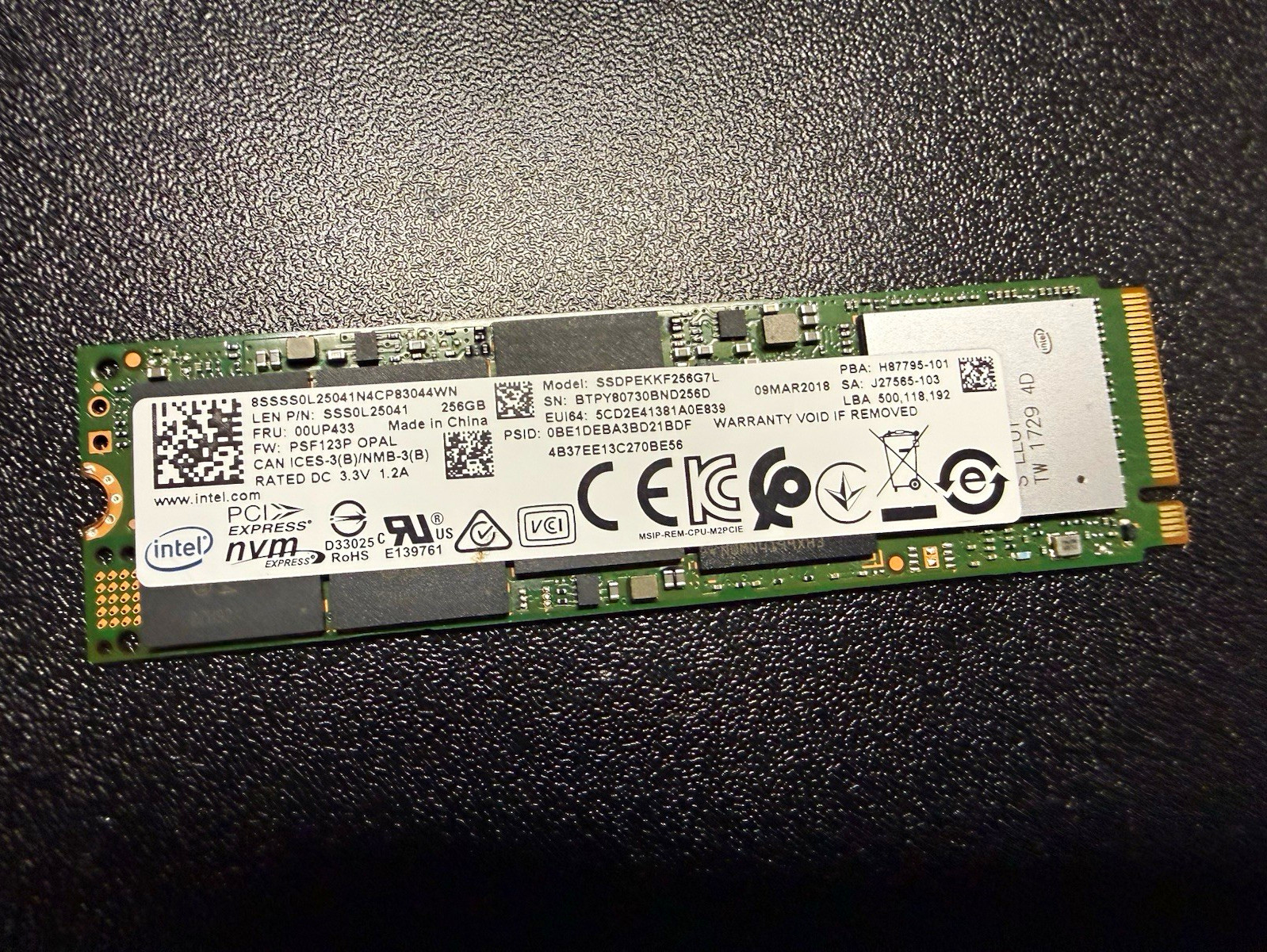 Intel 660p SSDPEKKF256G7L 256GB M.2 NVMe PCIe Internal SSD for PC/Laptop