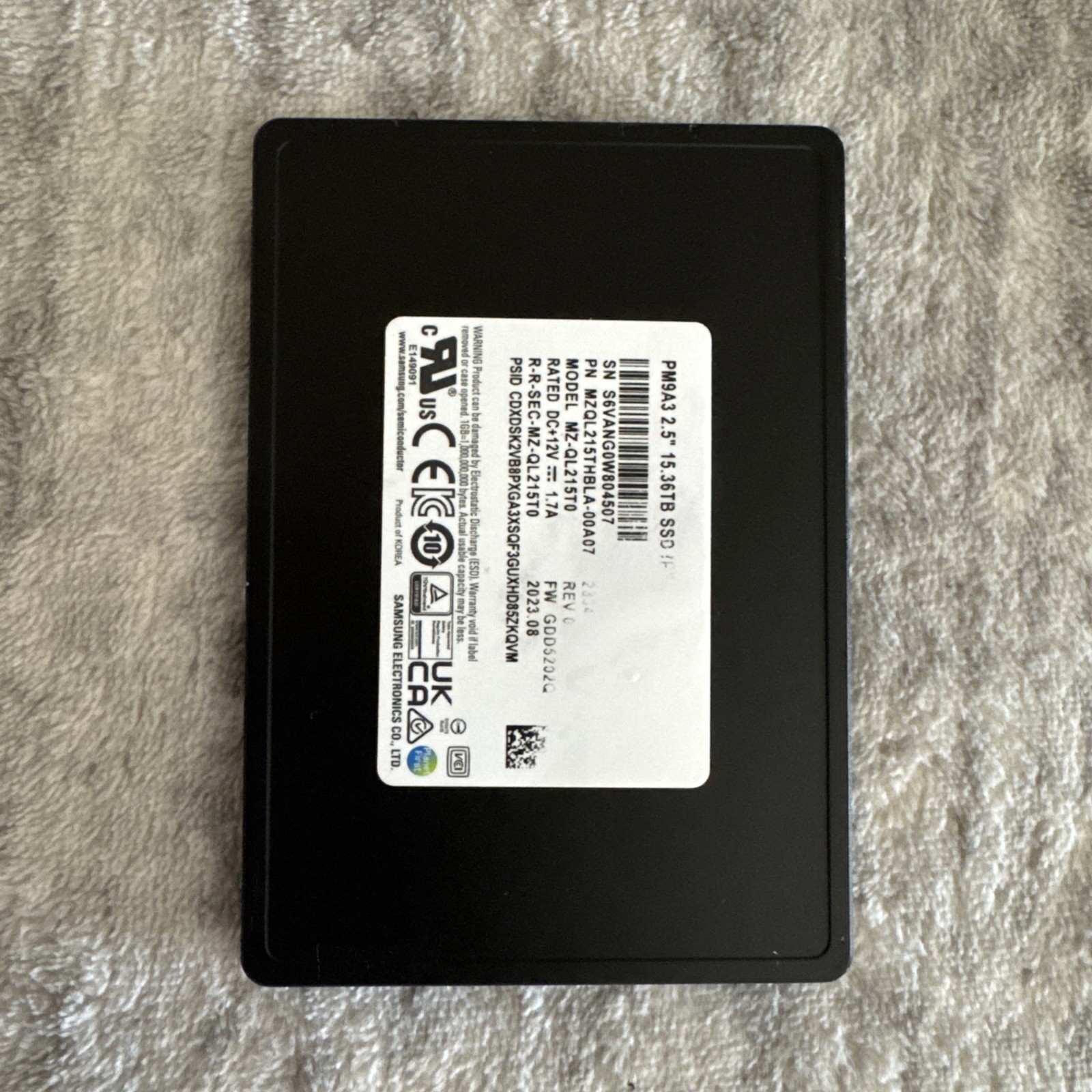 Samsung PM9A3 15.36TB 2.5in NVMe PCIe Internal SSD MZ-QL215T0 100%