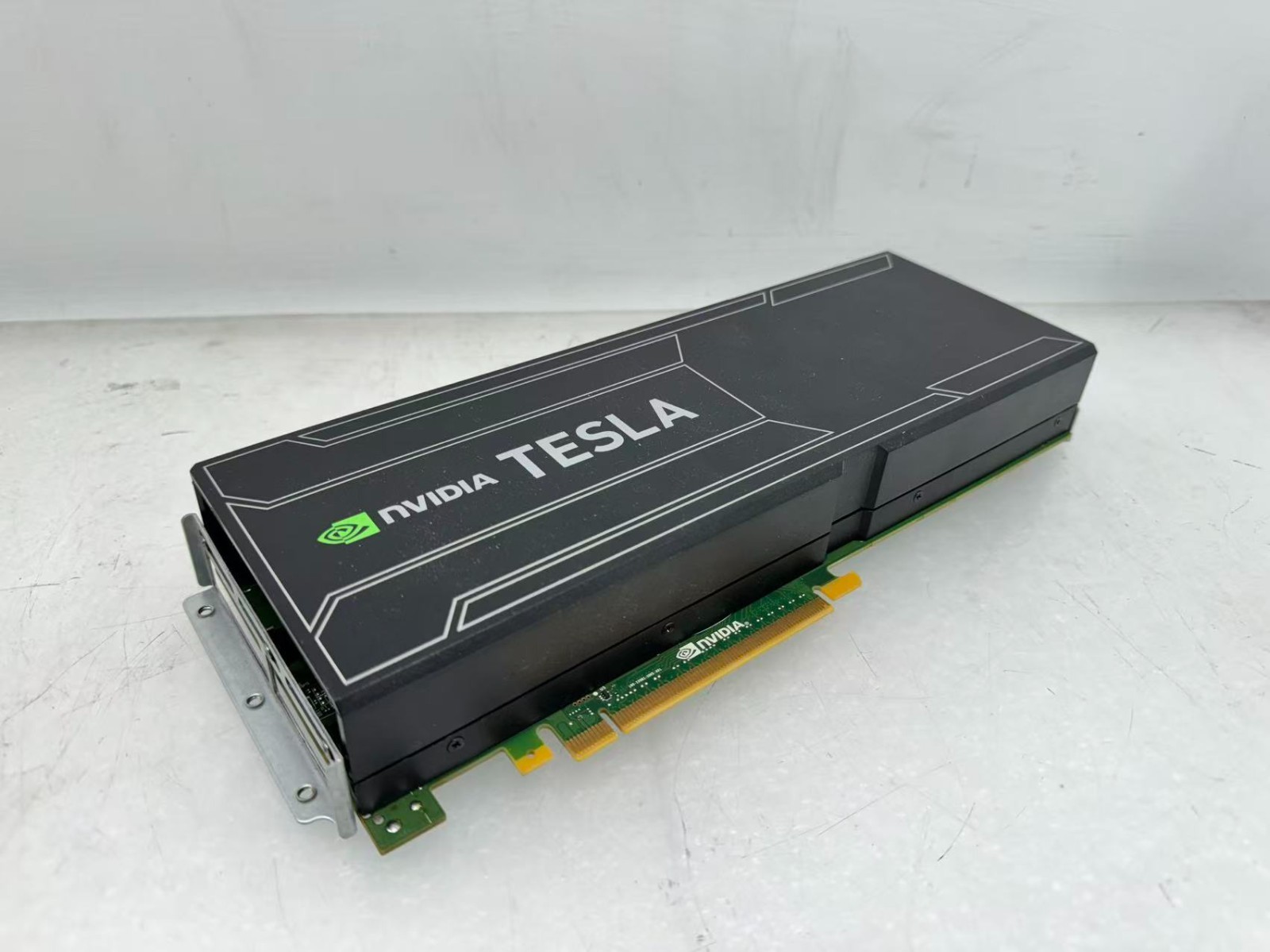 Nvidia Tesla K20 5GB Video Graphics Accelerator Card 669-22081-0208-210 B