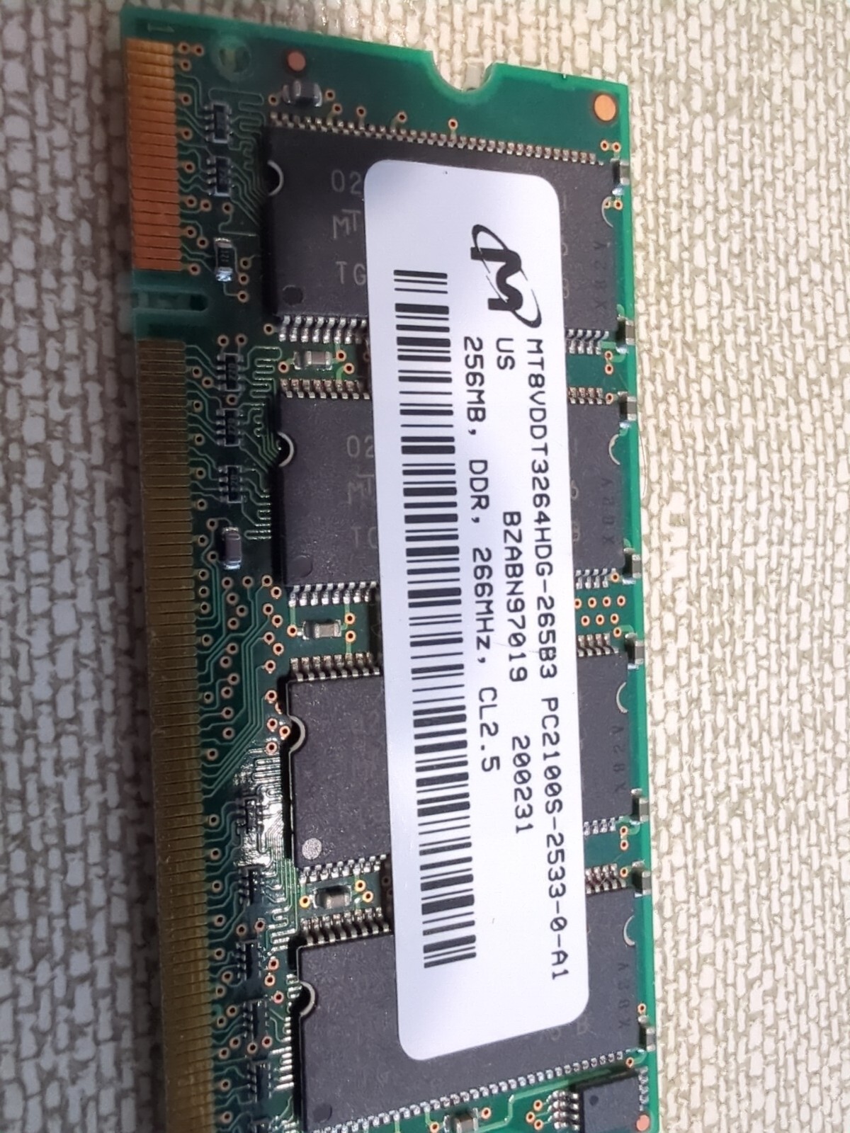 Micron 256Mb Laptop Memory Ddr 266mhz Cl2.5