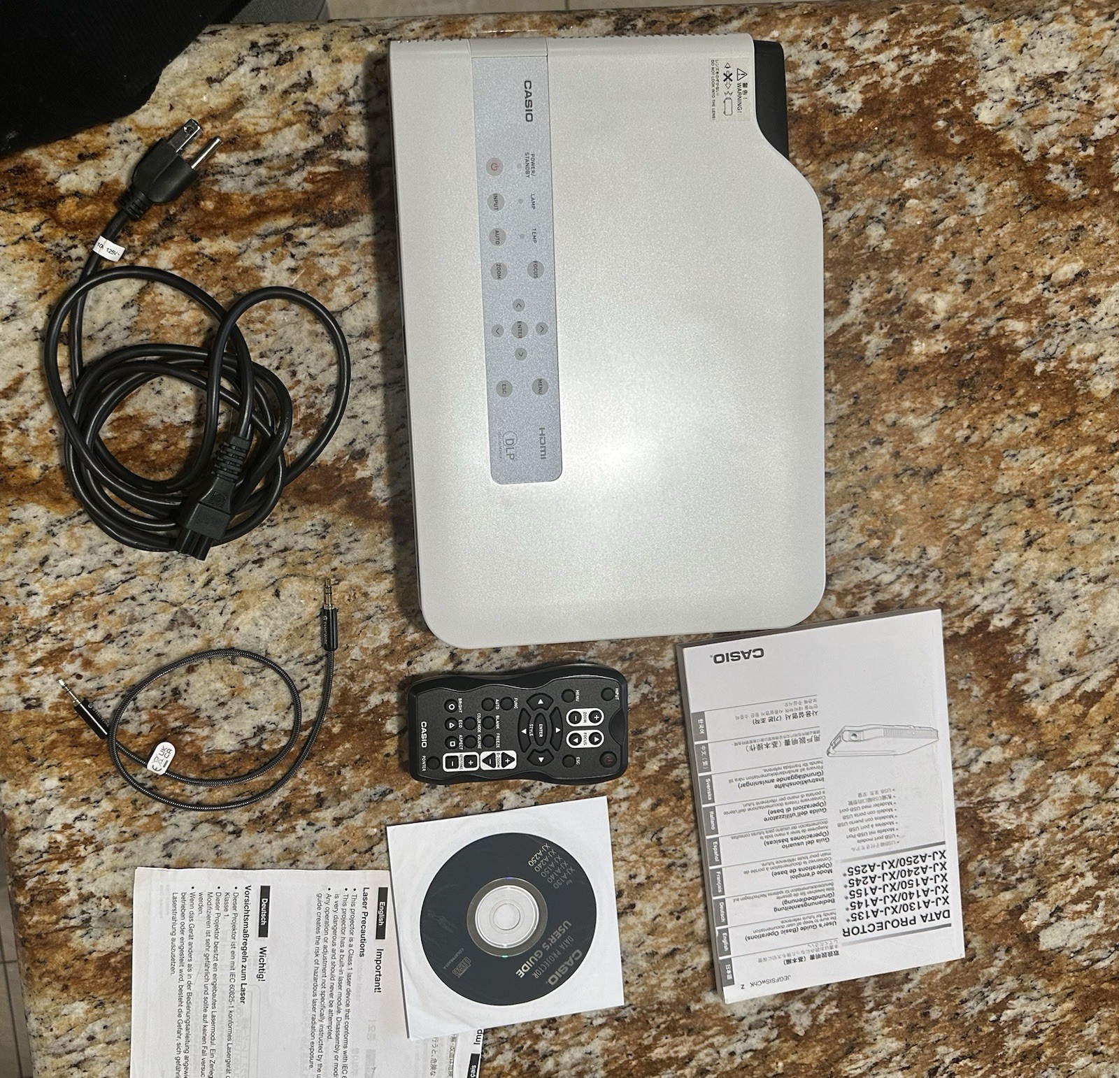 Casio XJ-A140 DLP Projector 2500 ANSI XGA 1024x768 Only 28 Hours Lamp Hours