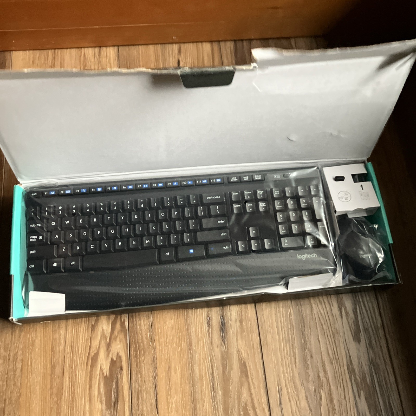 New Open Logitech Comfort MK345 Wireless Keyboard Mouse Combo USB Receiver BLACK