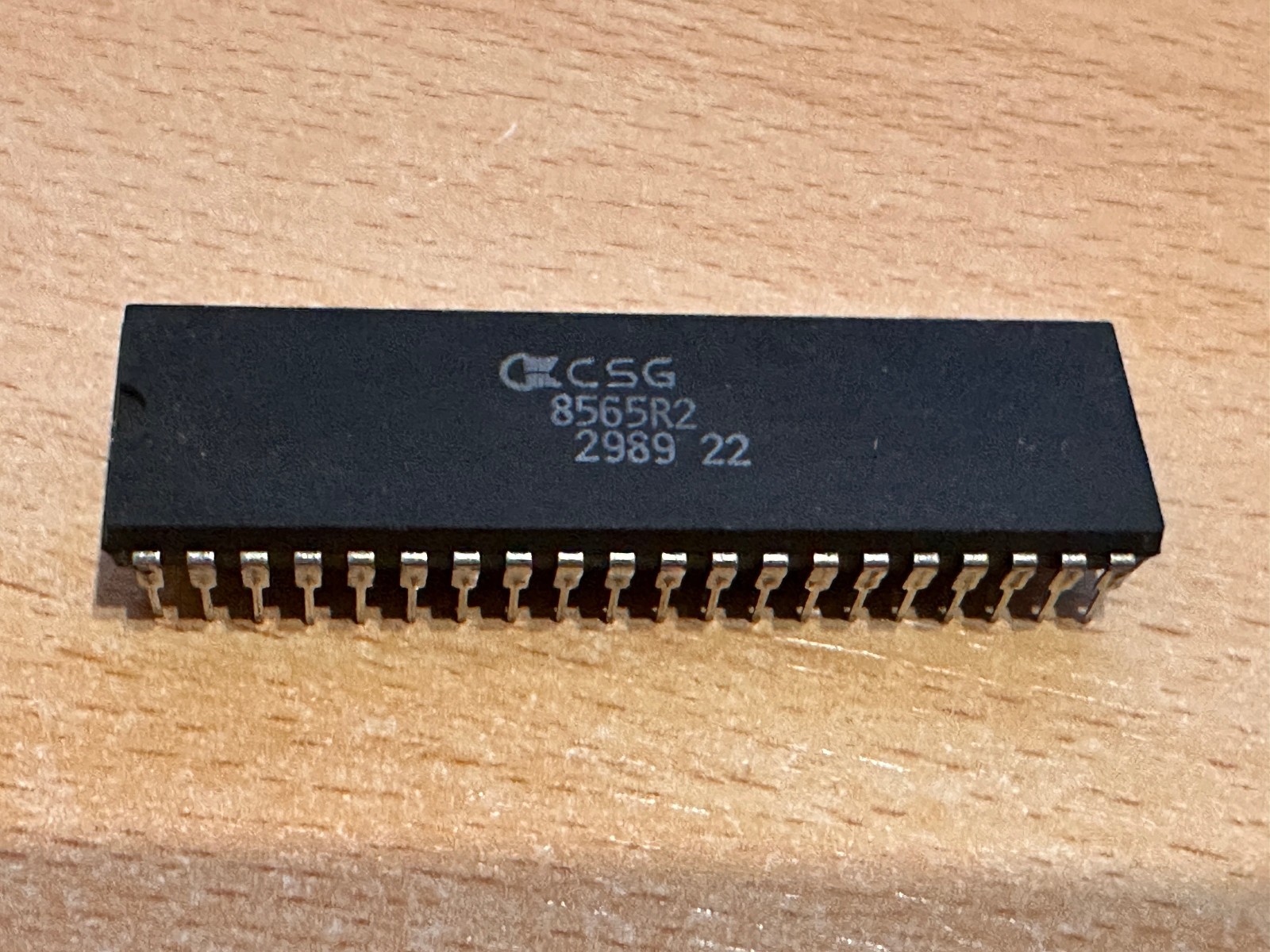 8565R2 CSG/MOS Video Chip IC VIC, Commodore C64 #29 89