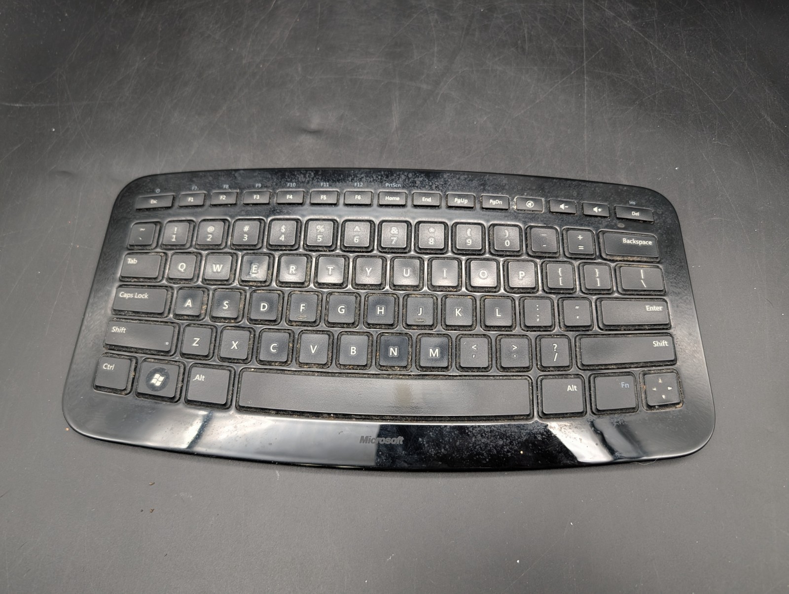 Microsoft Arc Wireless Keyboard 1392 Black w/ USB Dongle Tested & Works