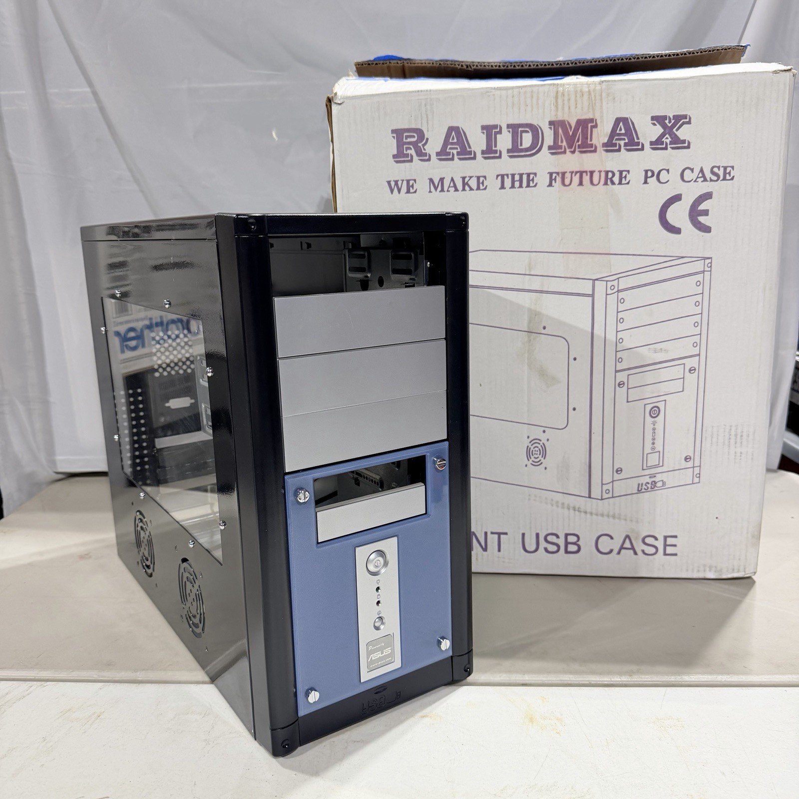 Vintage Raidmax Galaxy ATX-268WB Sleeper Mid PC Case Only Retro Gaming Black