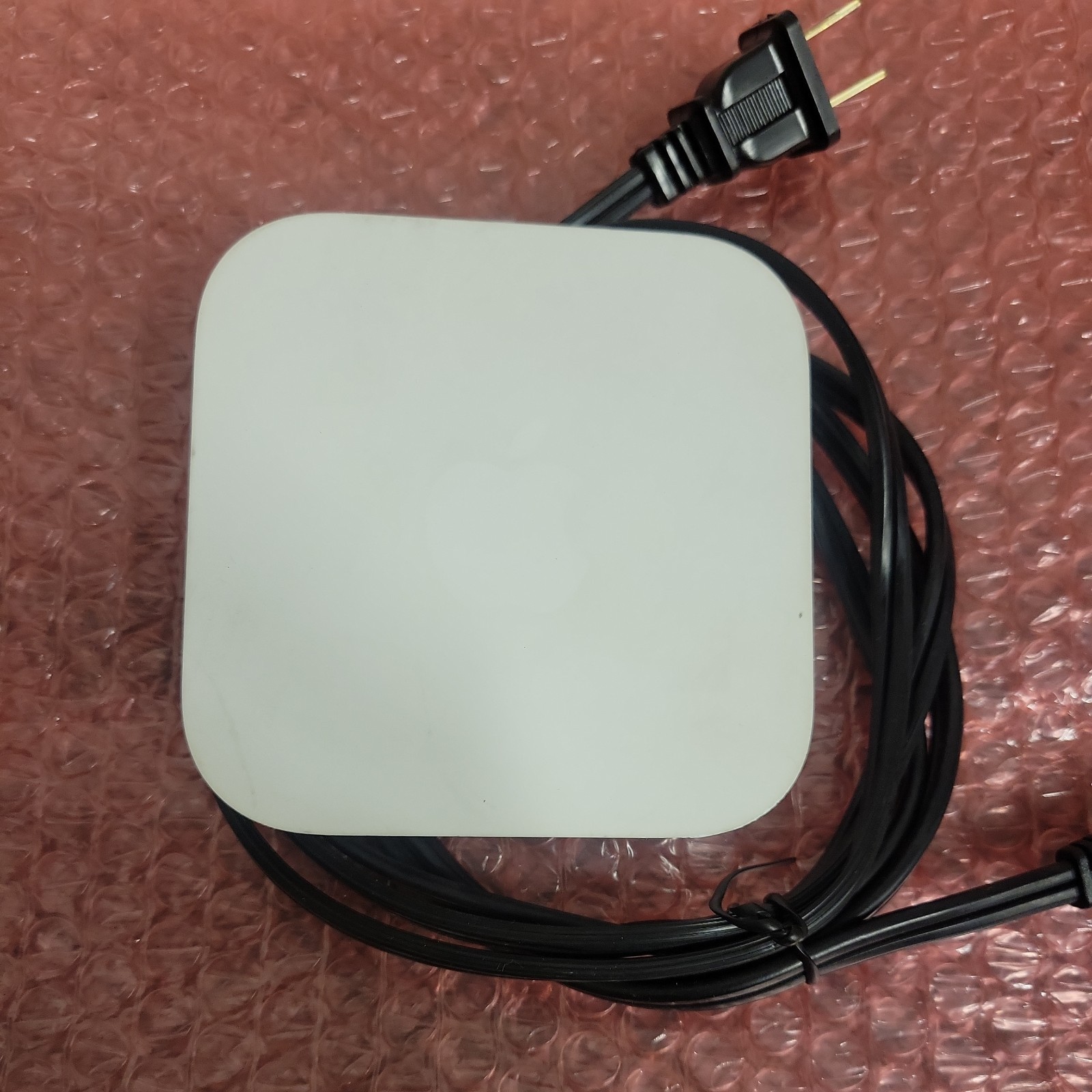 Apple AirPort Express 2nd Gen Wi-Fi Router A1392 