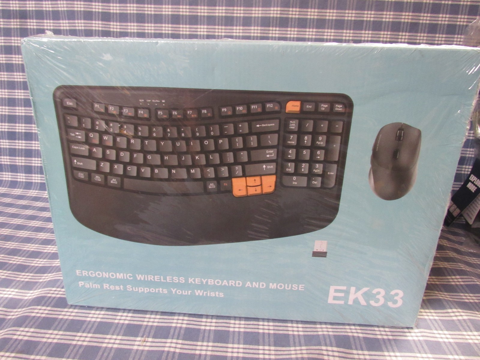 RECCAZR EK33 Ergonomic Wireless Keyboard Wrist Rest Wave Keys & Mouse .