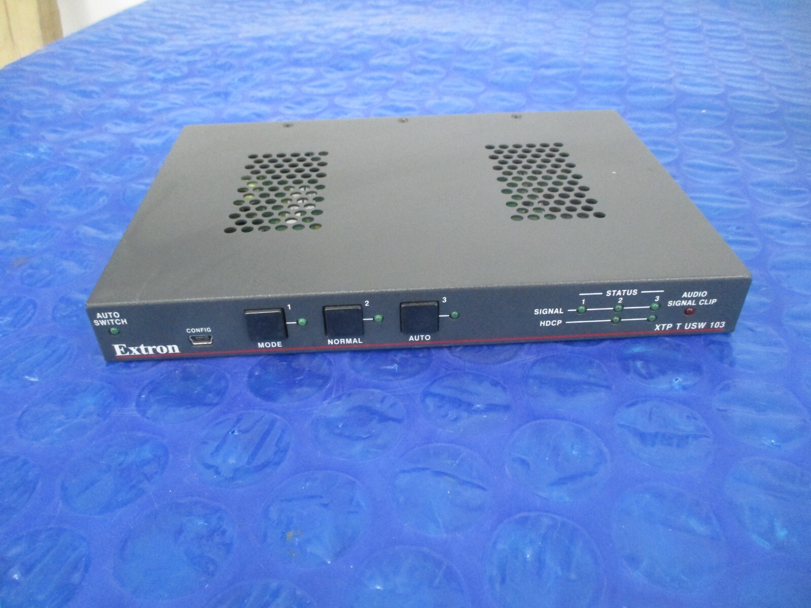 Extron XTP T USW 103  3 Input XTP Switcher
