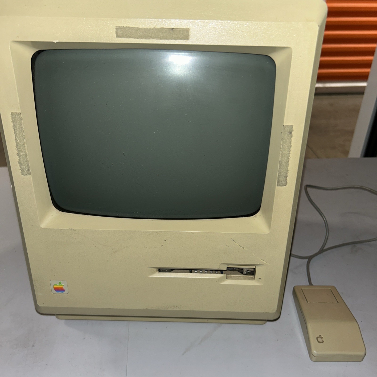 Vintage Apple Macintosh Plus M0001A -1MB Ram- Tested and Mouse