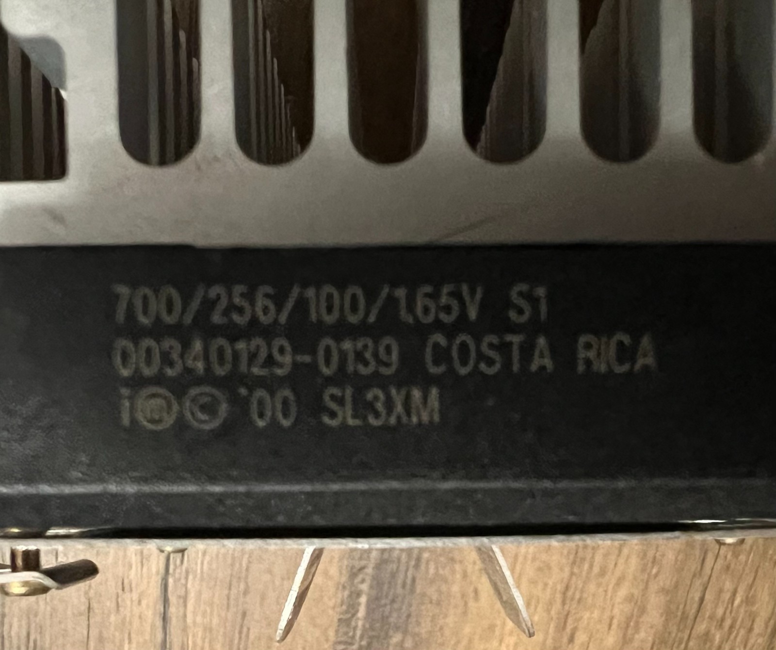 Vintage Intel Pentium III "Coppermine" Desktop Processor and Heatsink 700MHz