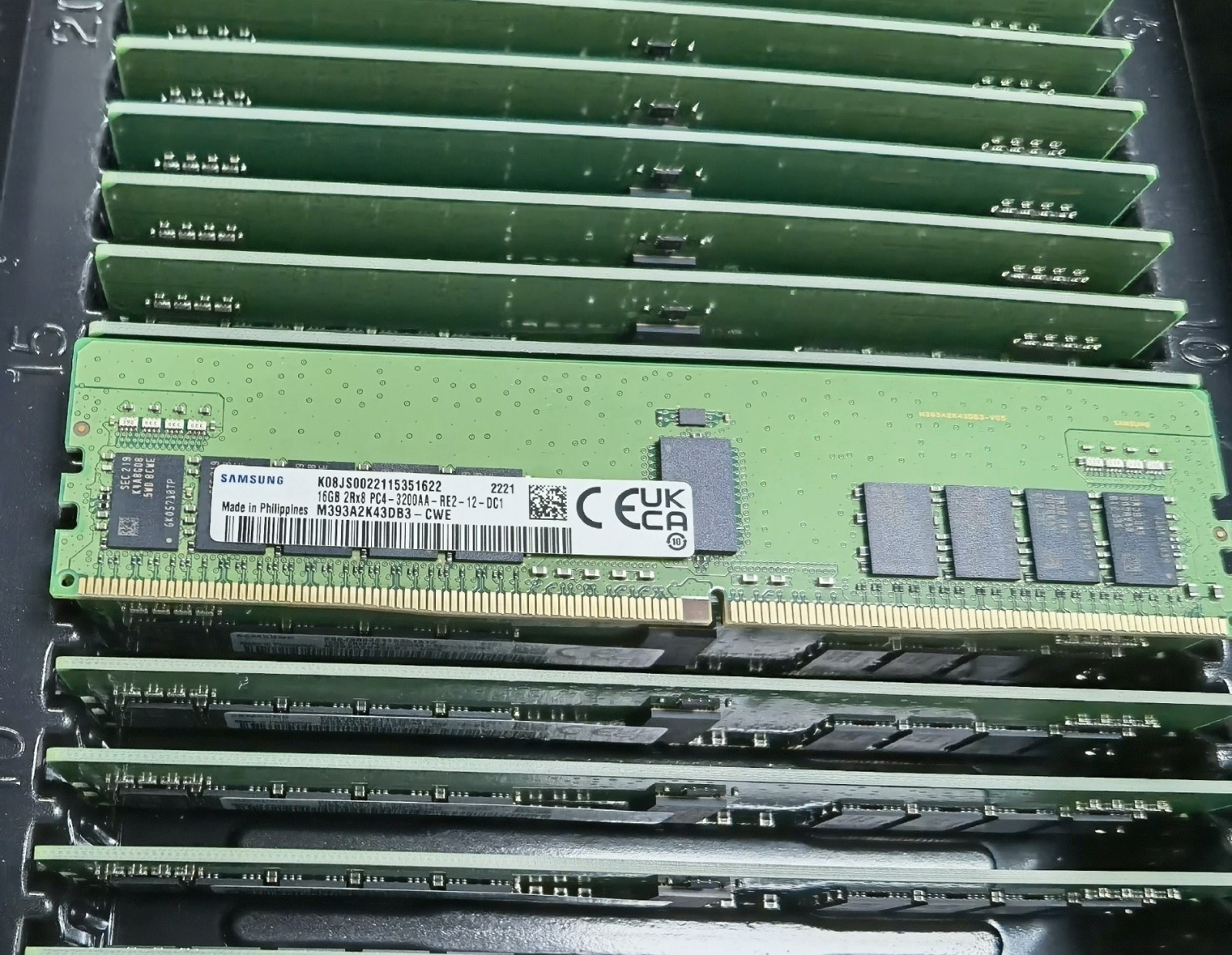 Samsung 16GB DDR4 3200 Server RDIMM RAM 2Rx8 PC4-3200AA-RE2 M393A2K43DB3-CWE