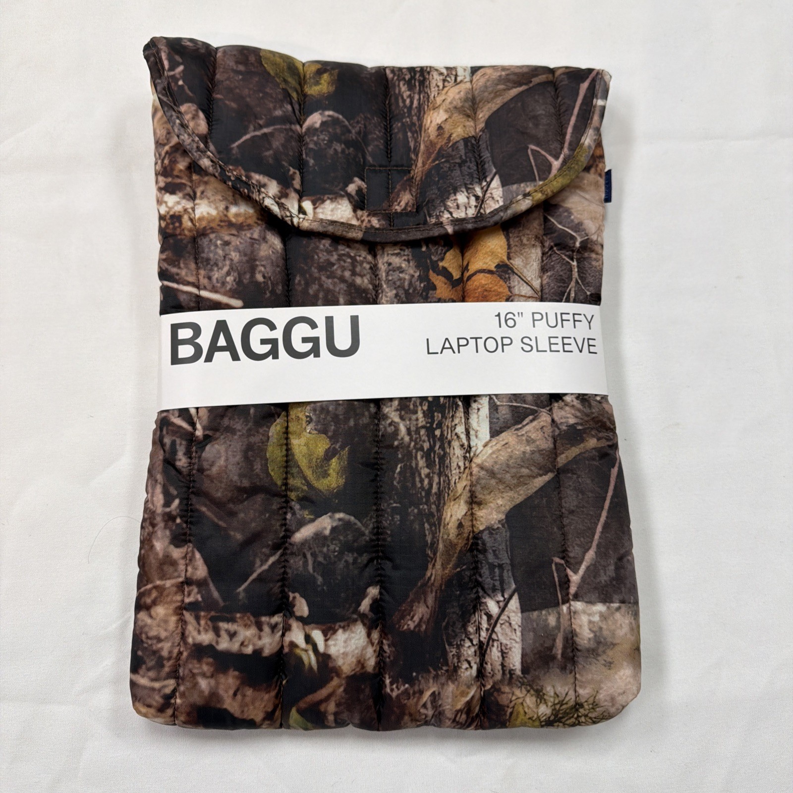 New Authentic BAGGU 16 Inch Puffy Laptop Sleeve photo forest cammo NWT