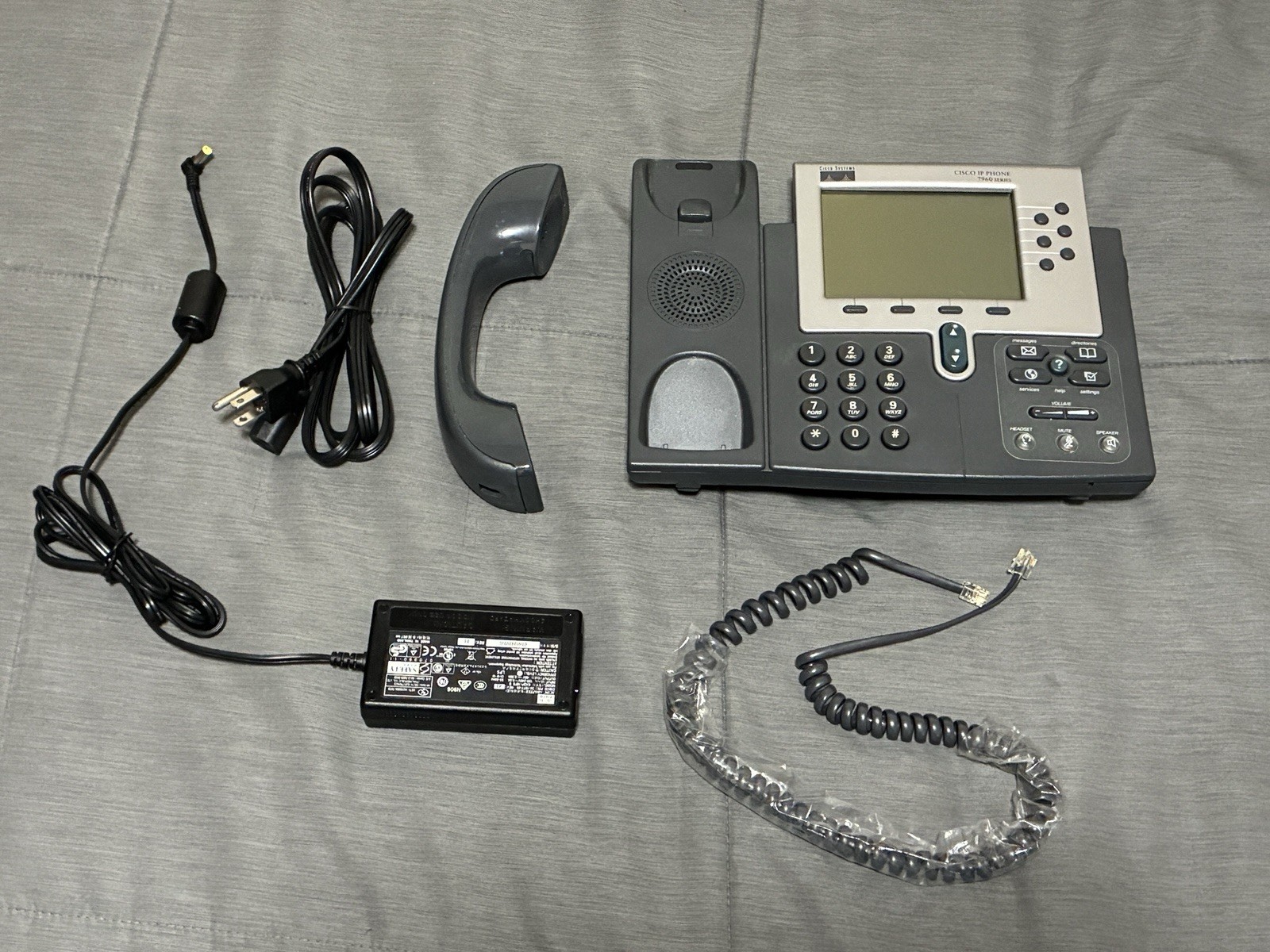 Cisco IP Phone 7960G with Power Supply