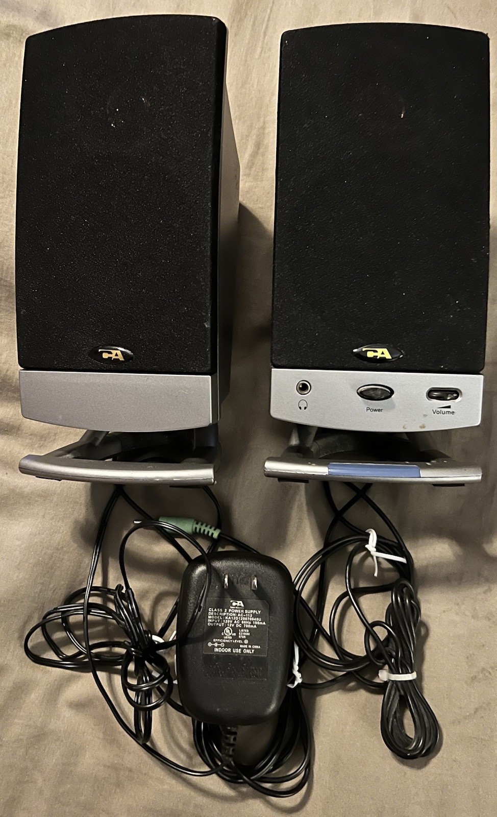 CYBER ACCOUSTICS AMPLIFIED SPEAKER SYSTEM CA-2022R
