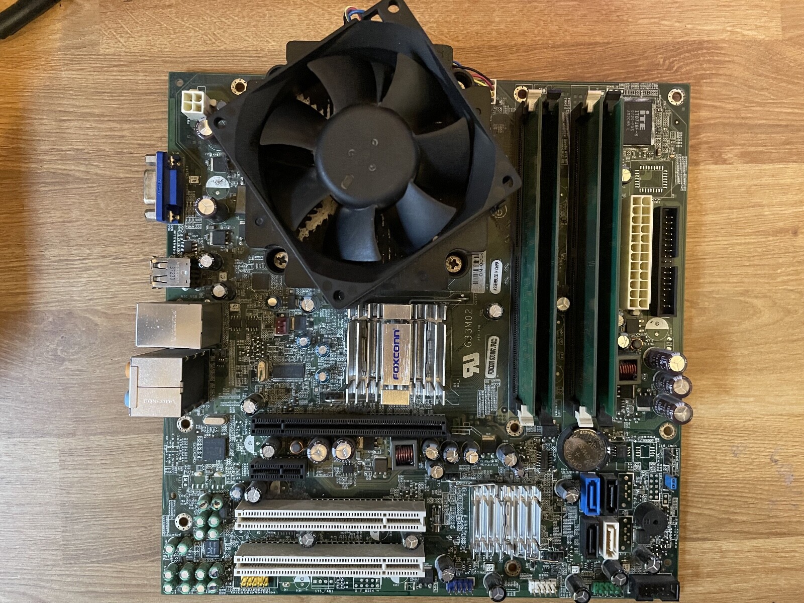 Dell Foxconn 0RY007 G33M02 LGA775 Motherboard + Intel CPU + 2GB RAM - Tested