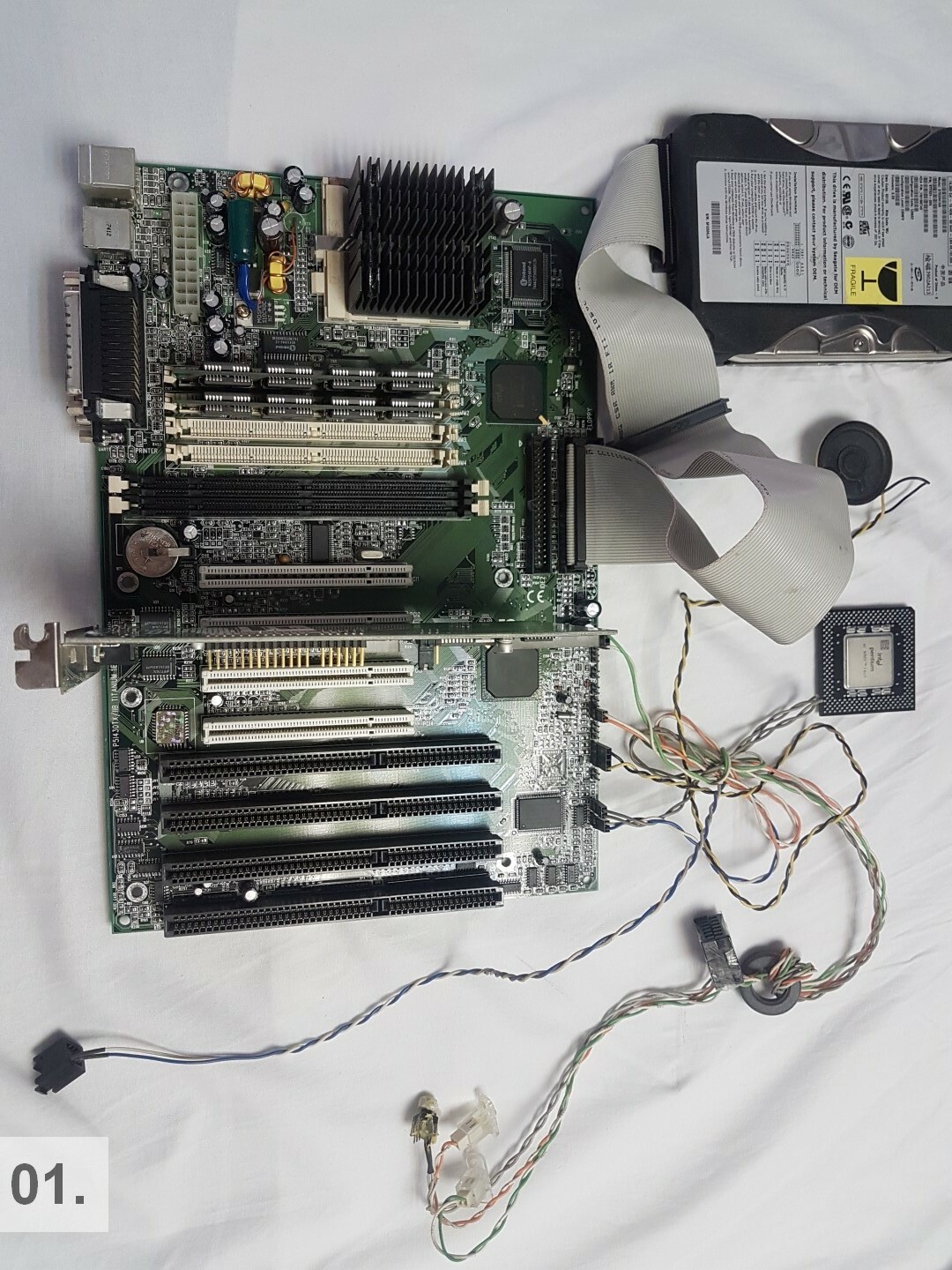 QDI Titanium IIB MOTHERBOARD socket7 PENTIUM WIN 98 HDD DOS GAMES CPU Vintage PC