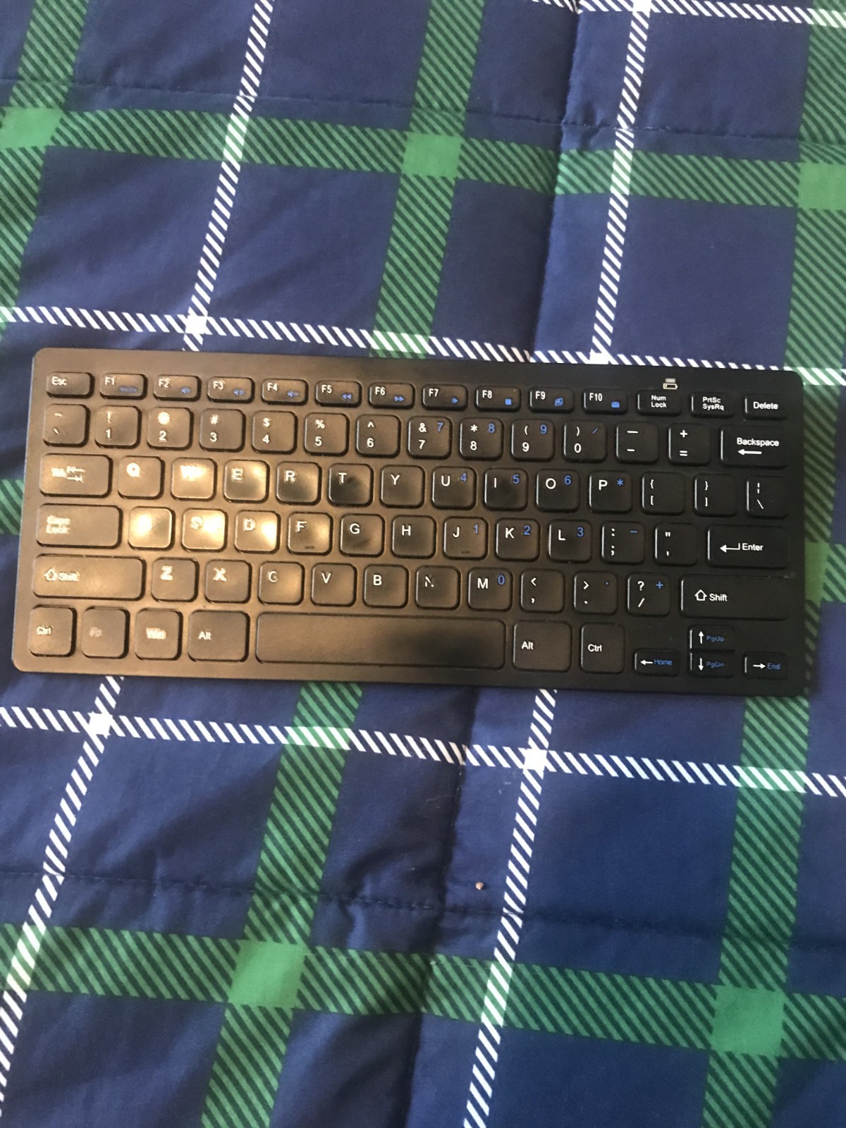 JETECH Ultra-slim 2.4GHz English Keyboard For Windows