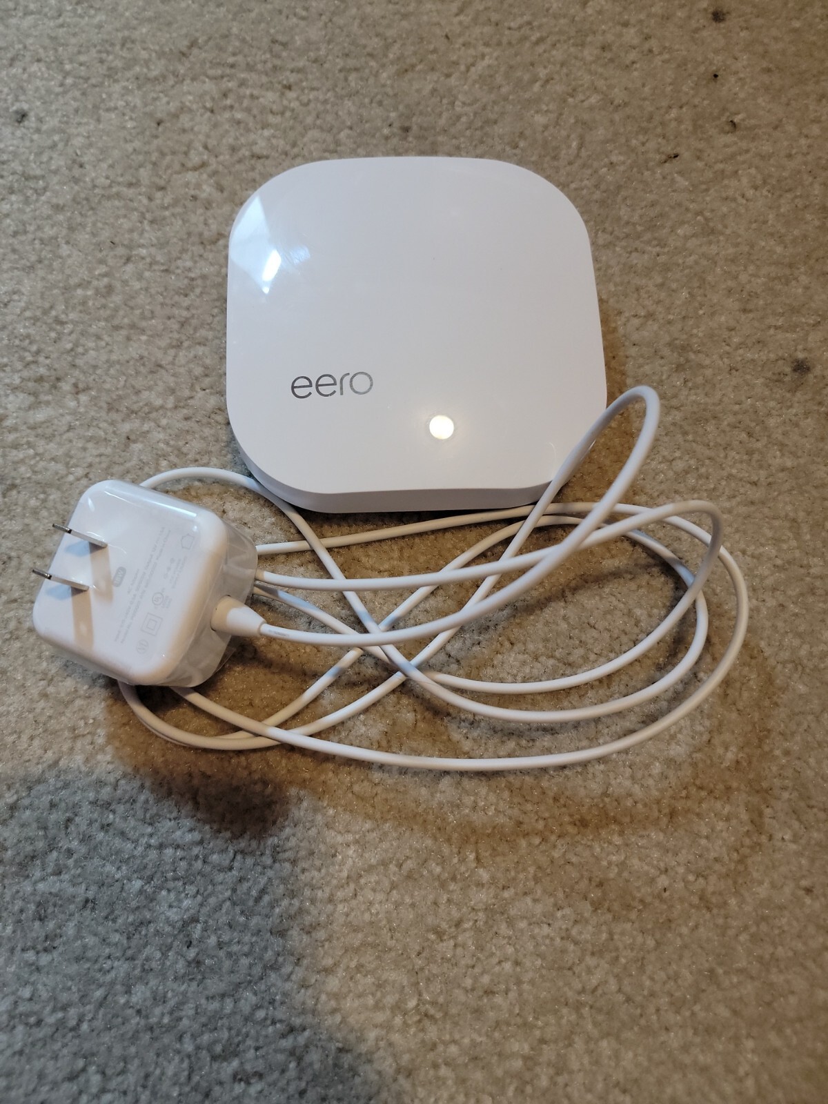 EERO 1st Generation Dual Band Wi-Fi Router A010001