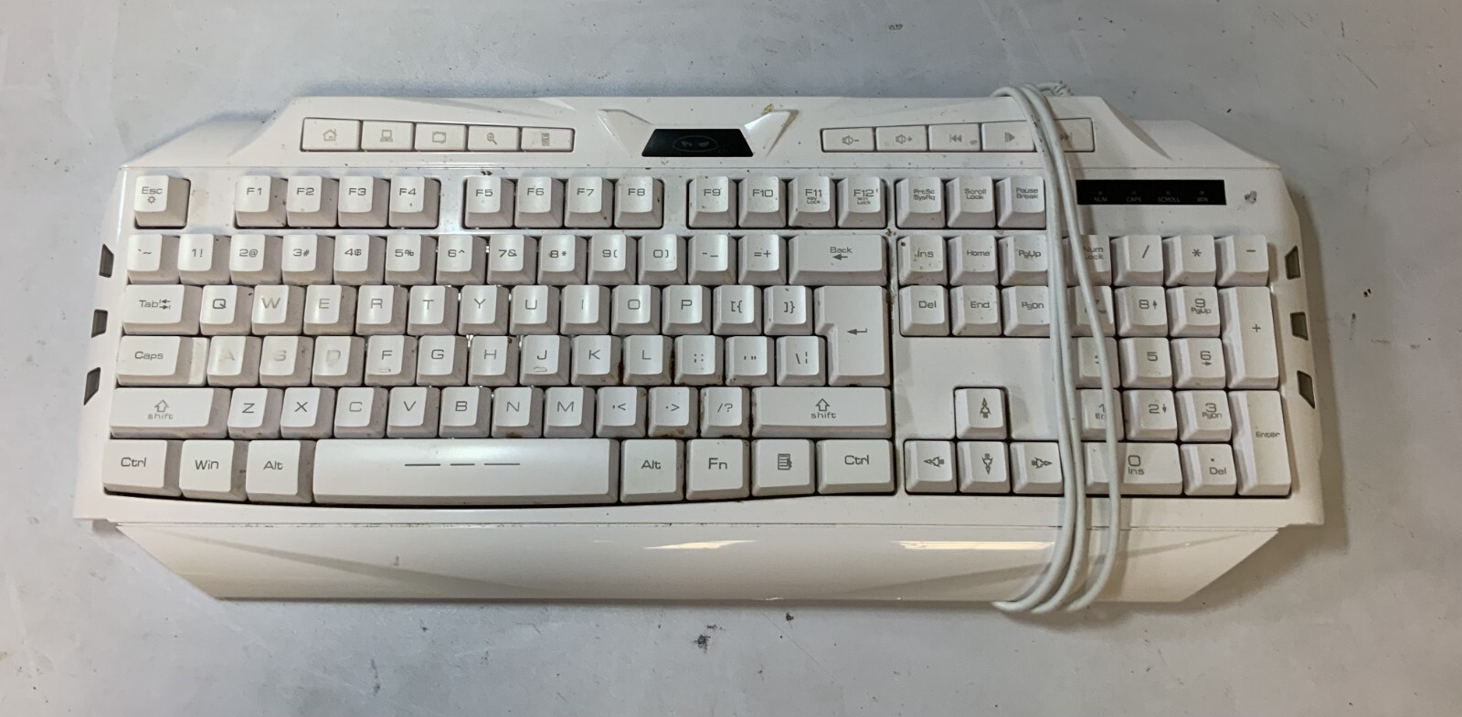 MageGee GK710 Wired Keyboard with Number Pad, White "G5D"