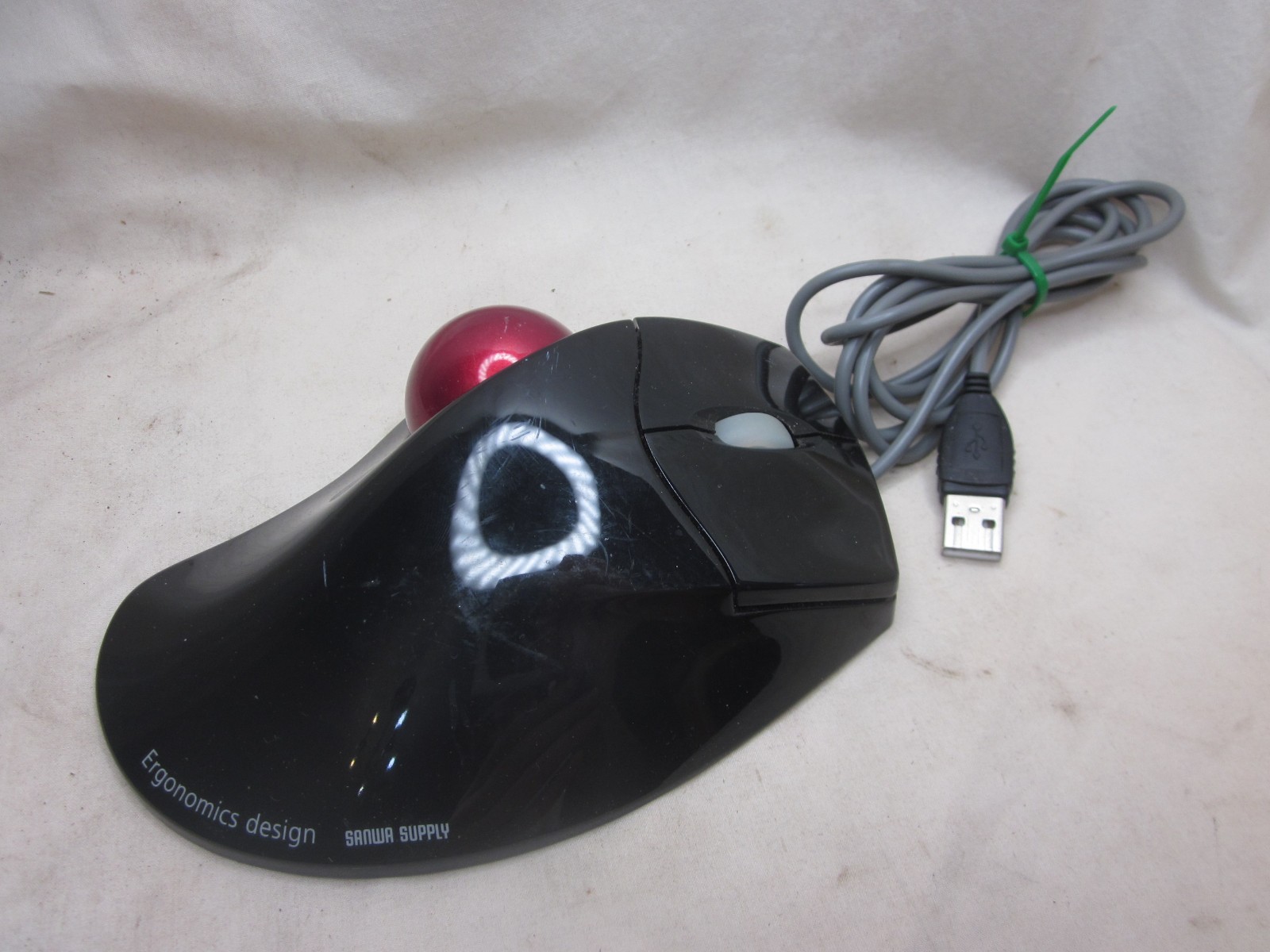 Ergonomics design SANWA SUPPLY MA-TB39BK Trackball Mouse optical 3 button
