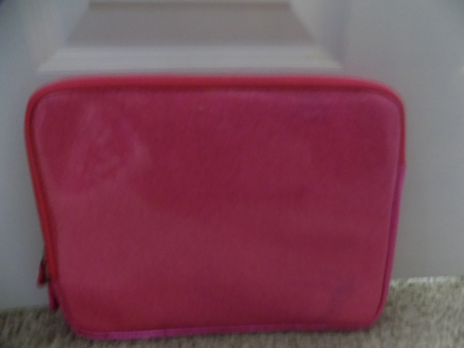 Merkury Innovations Sleeve HolderTablet Pink Glitter