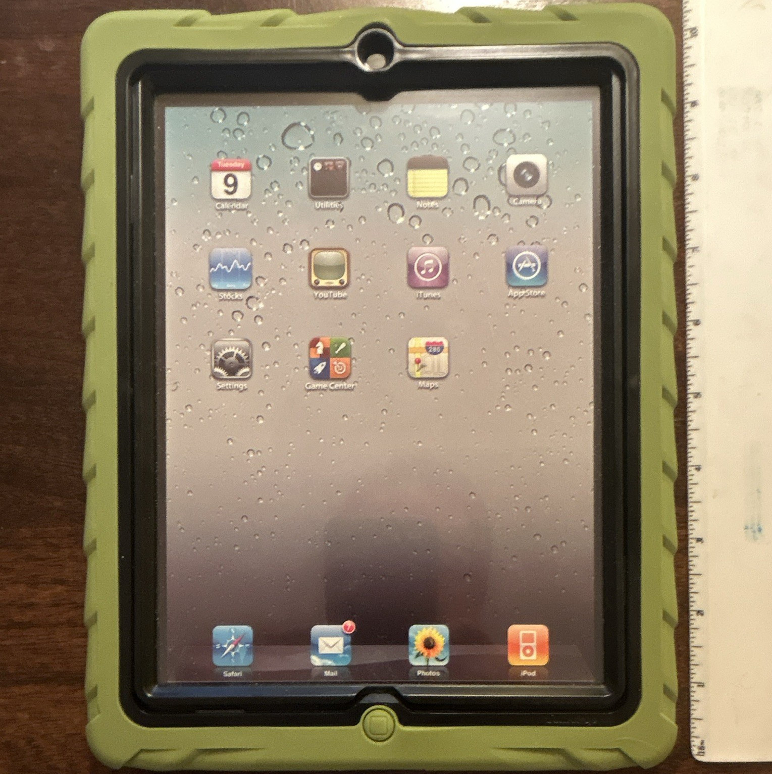 Gumdrop Drop Tech Military Edition Case for iPad 2, Army Green (DS-IPAD2-ARGRN)