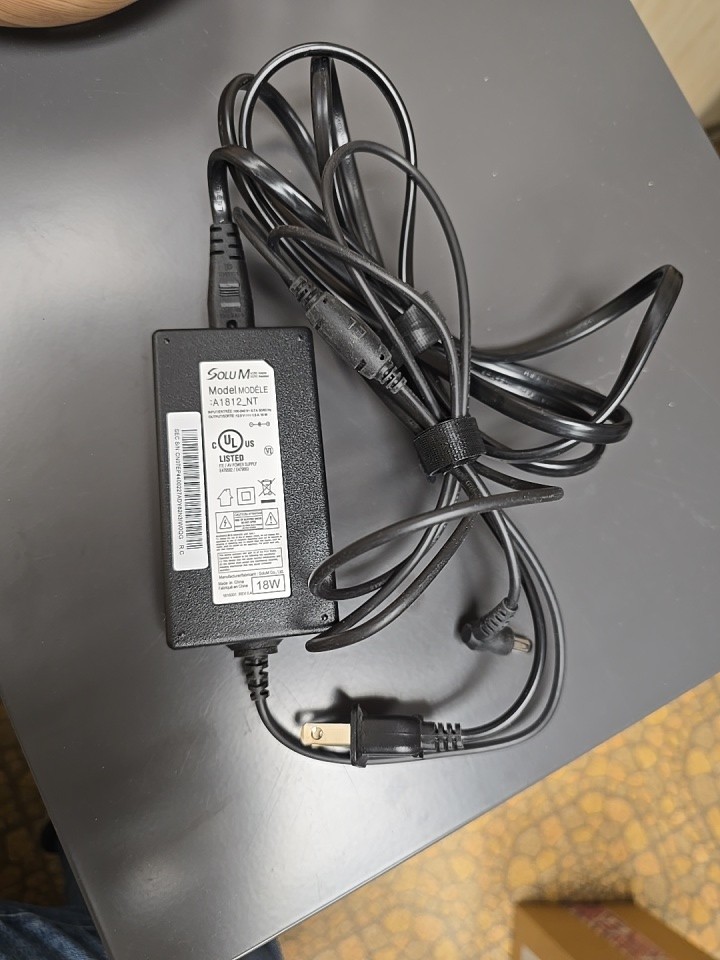 SoluM AC/DC Cable Power Cord Adaptor A1812NT Black 12v 1.5A 18W