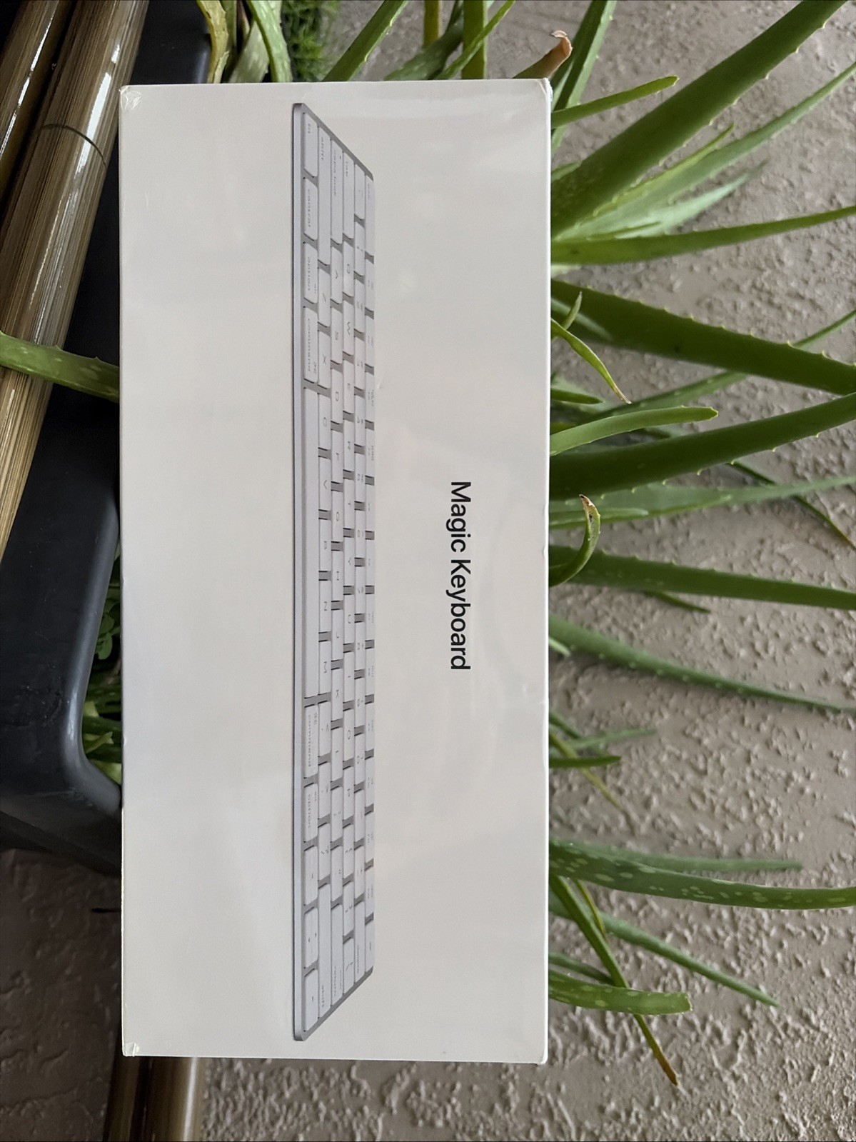 Apple Magic Keyboard - BRAND NEW - White (MLA22LL/A)