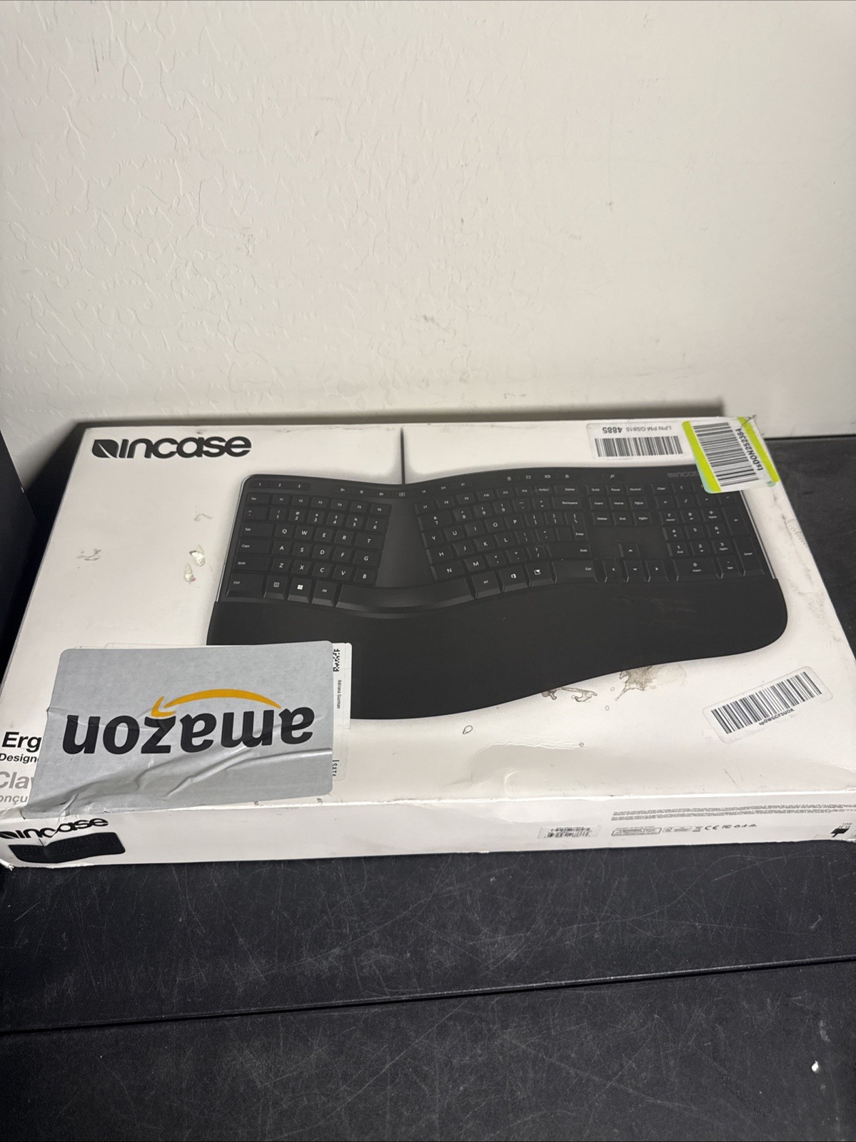 Incase Microsoft Ergonomic Wired Keyboard Detachable Stand Palm Rest -New OB