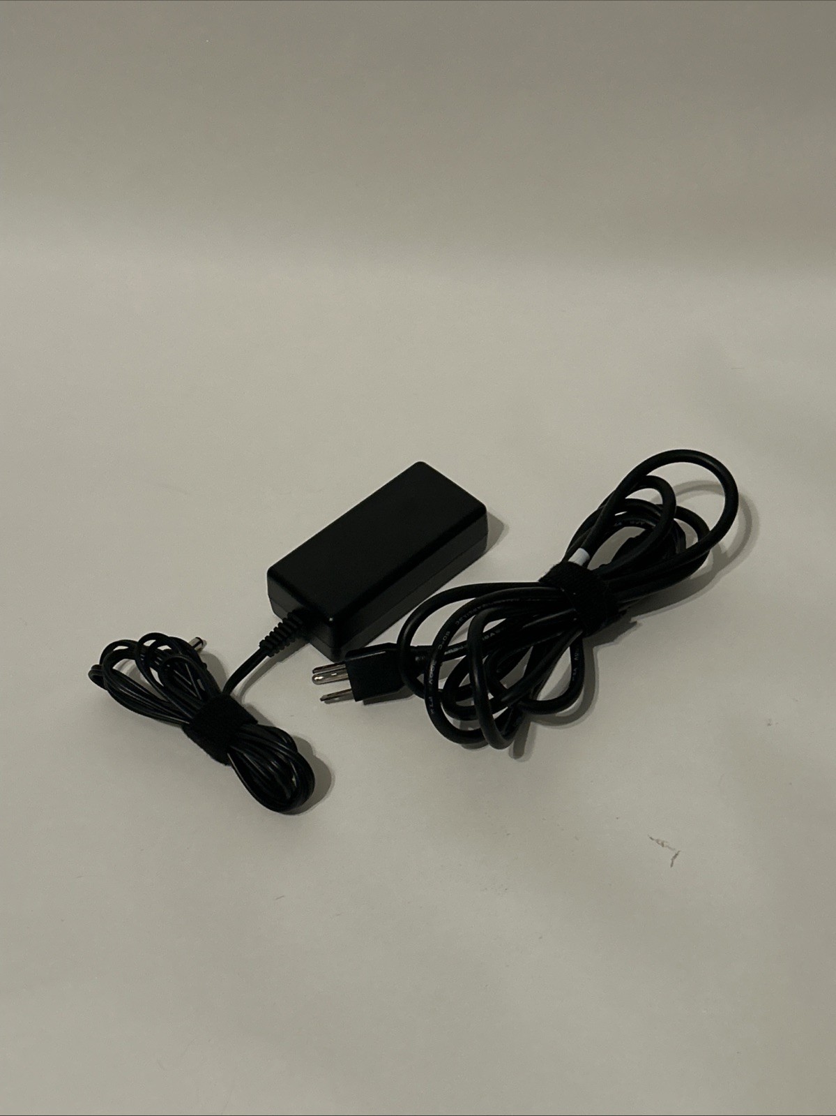 Genuine Cisco 48W AC Adapter 7942 7945 7962 7965 IP Phone Charger  CP-PWR-CUBE-3