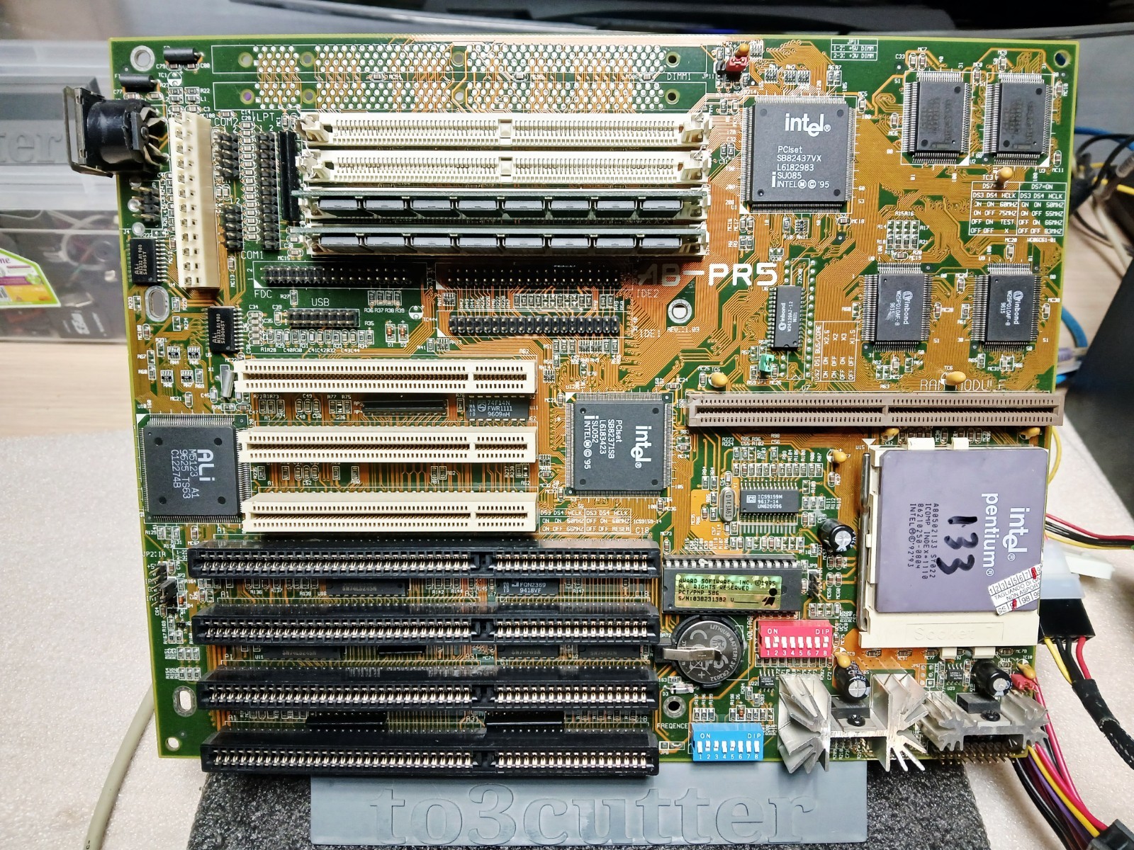 ABIT AB-PR5 Socket 7 ISA Retro Motherboard + CPU + RAM = Full retro bundle