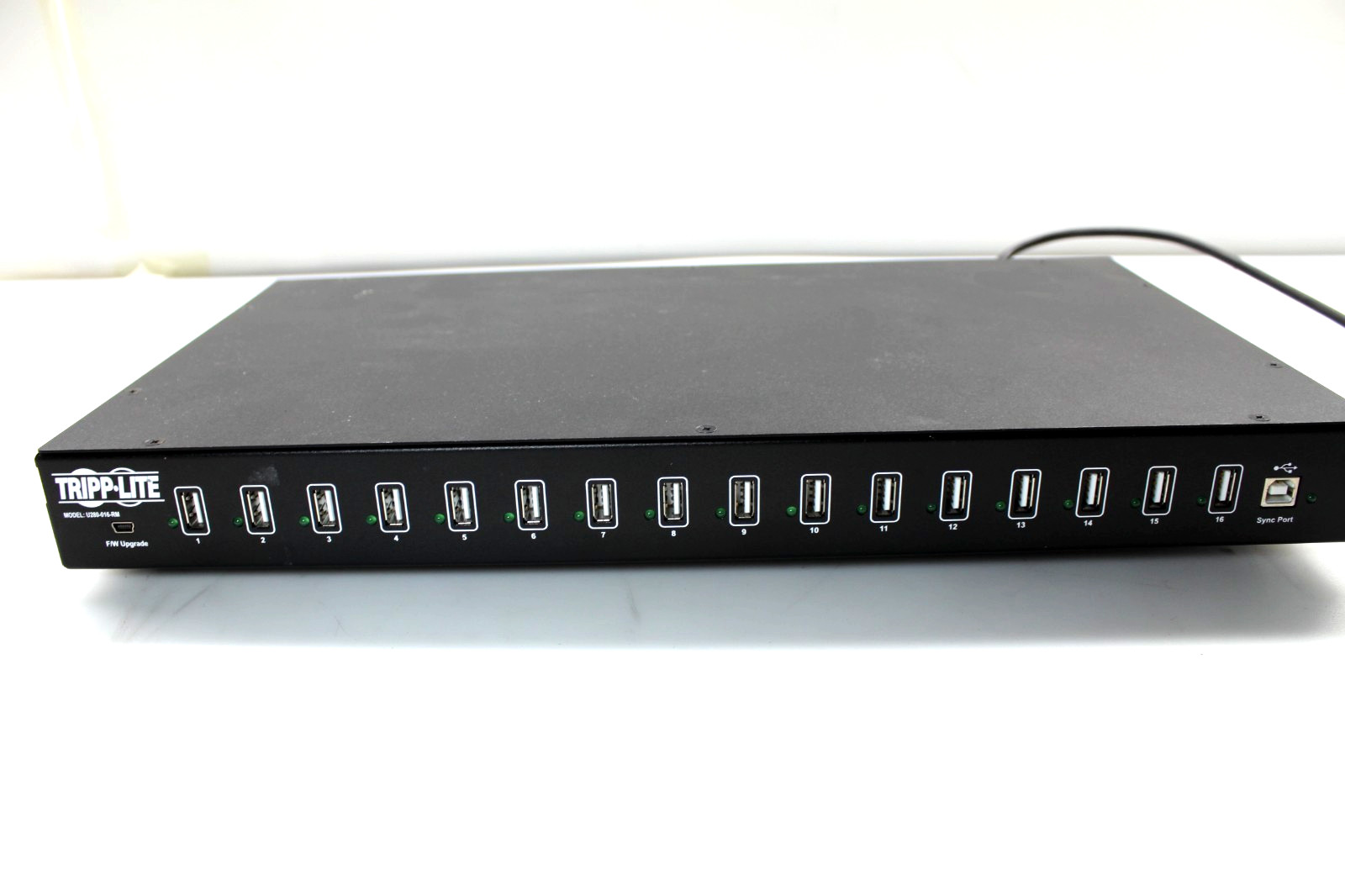 Tripp Lite U280-016-RM 16-Port USB Rackmount Charging Station -Black - Power ON