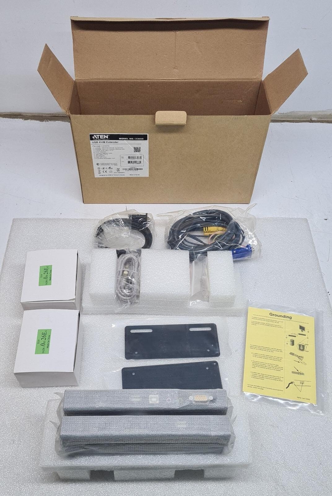 NEW - ATEN USB KVM Extender CE800B-C VGA/Audio Dual Console operation Kit