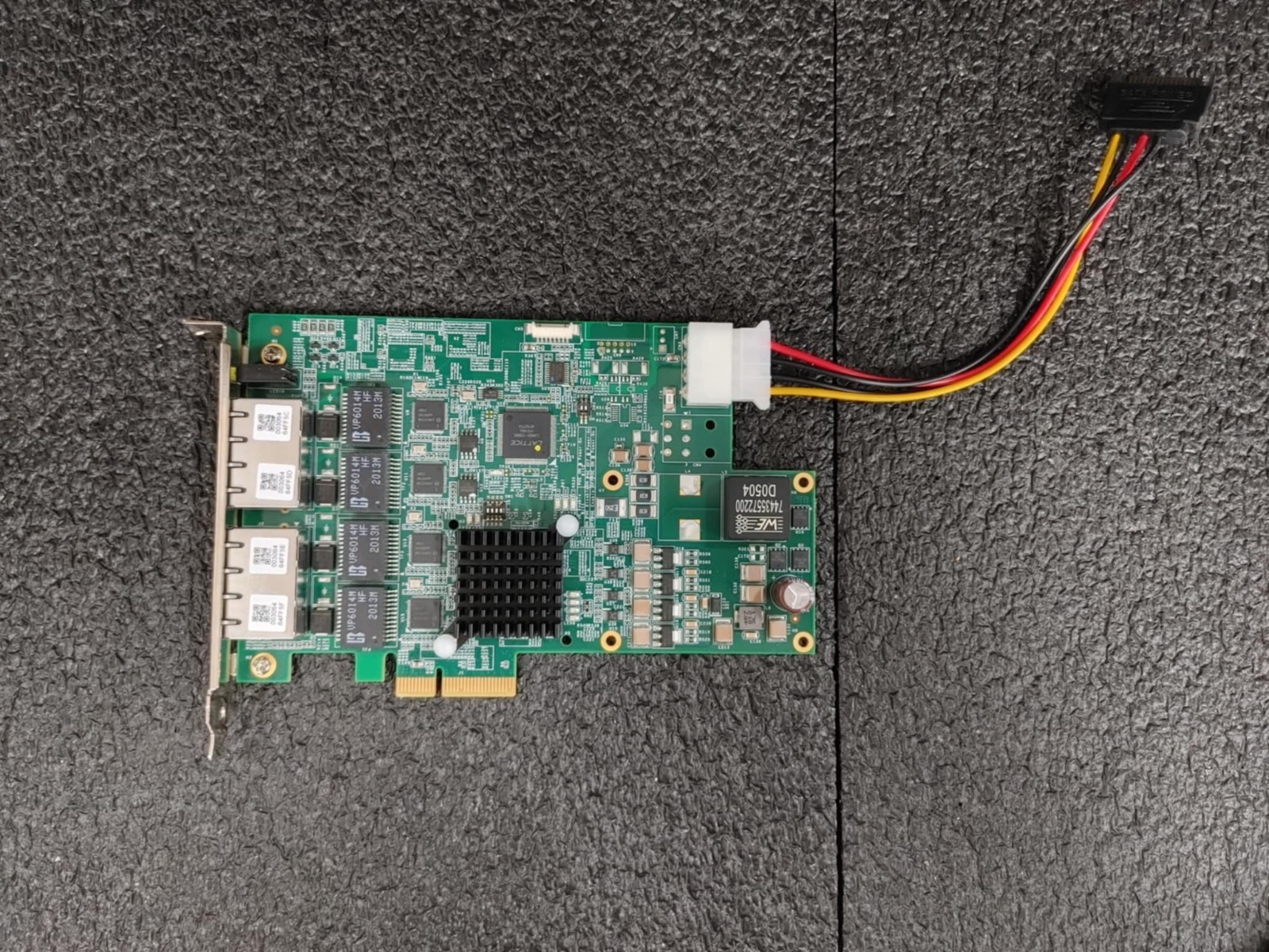 Adlink 51-18531-0A10 PCIe-GIE74C Frame Grabber / Video Capture Card
