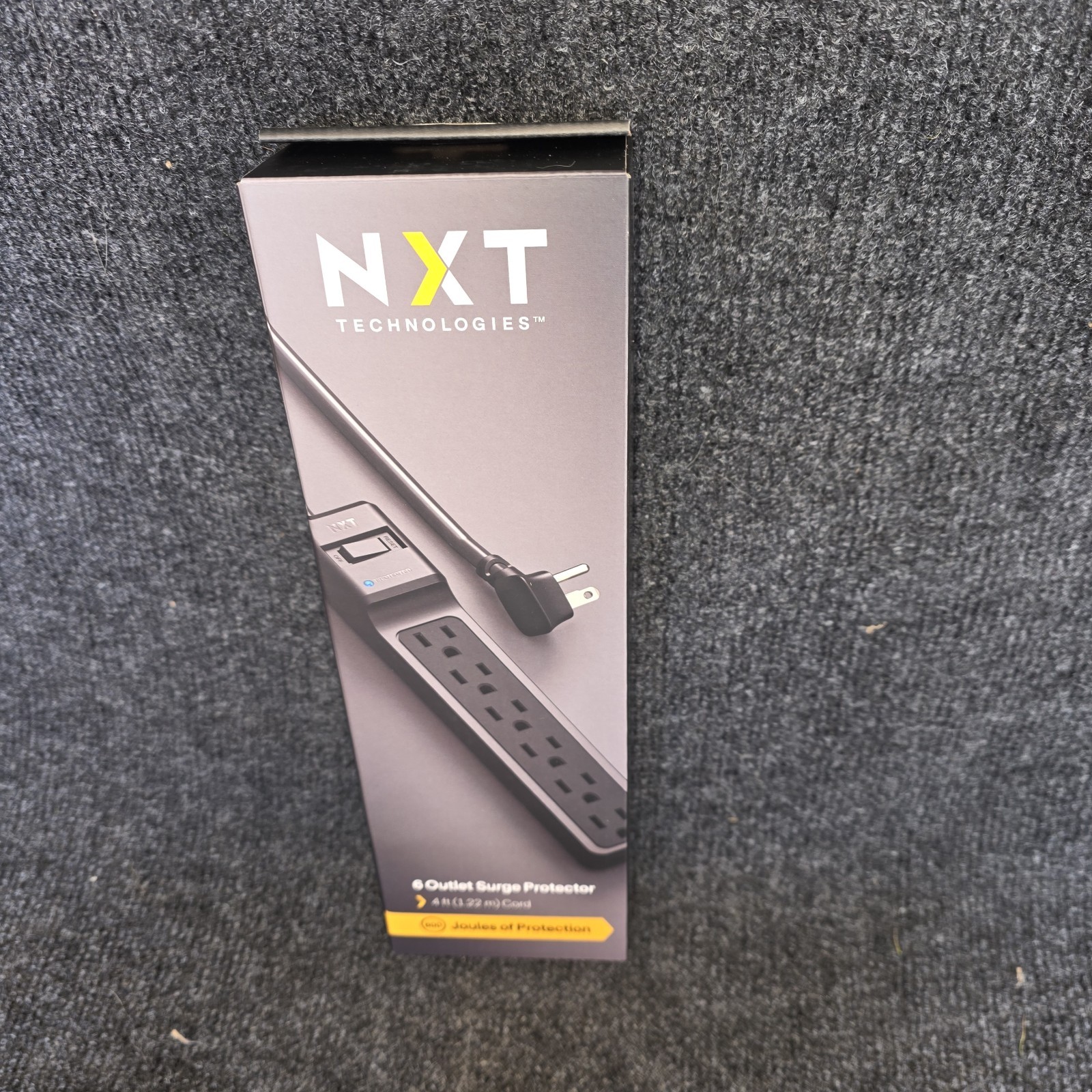NXT Technologies Surge Protector 6 AC Outlets 4 ftCord 600 J Black NX54313