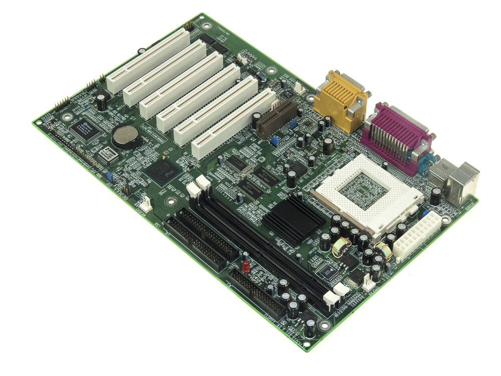 QDI P6I810/W5 MOTHERBOARD SOCKET 370 2x SDRAM AGP 6x PCI ATX MOTHERBOARD