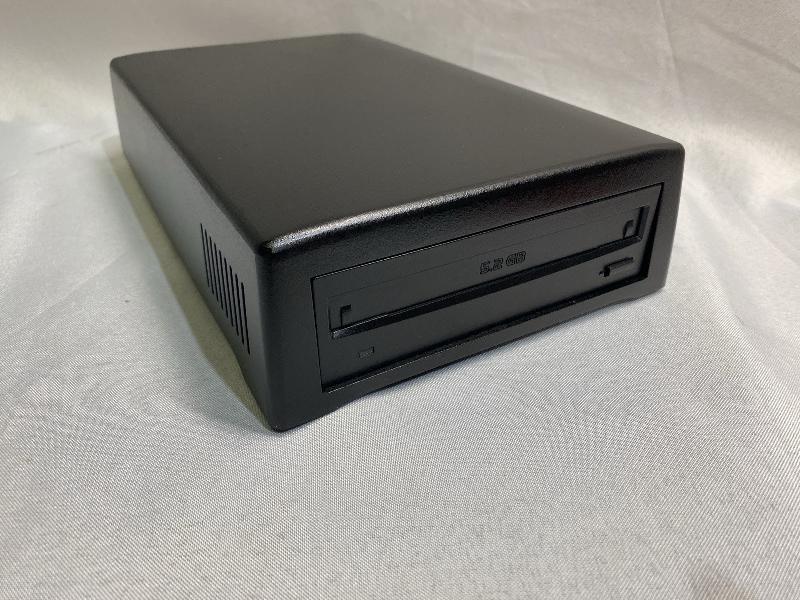 MO 5.2GB External Magneto Optical Desktop Drive, SCSI (SMO-S551SD) SONY, ASTI