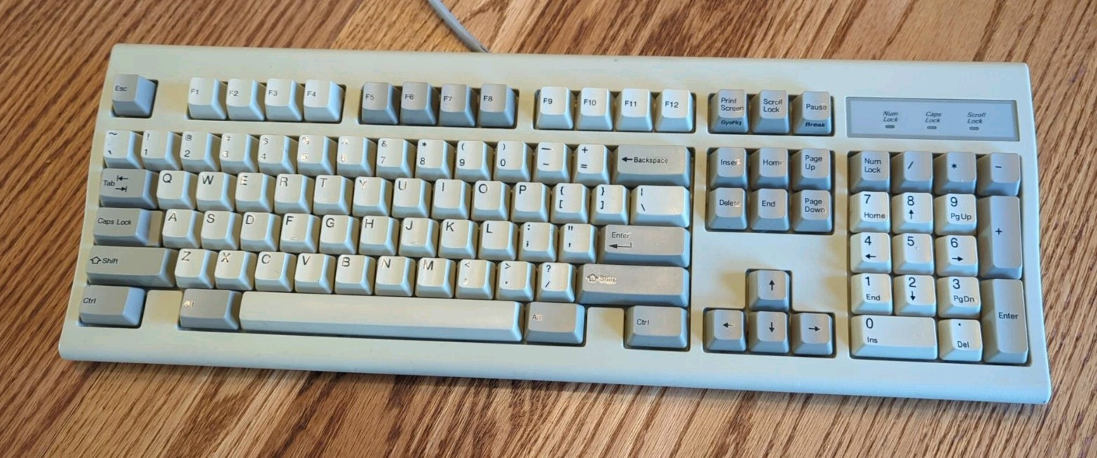 VTG Mechanical Keyboard Chicony Electronics Co LTD   E8HKB-2313 5 Pin Untested