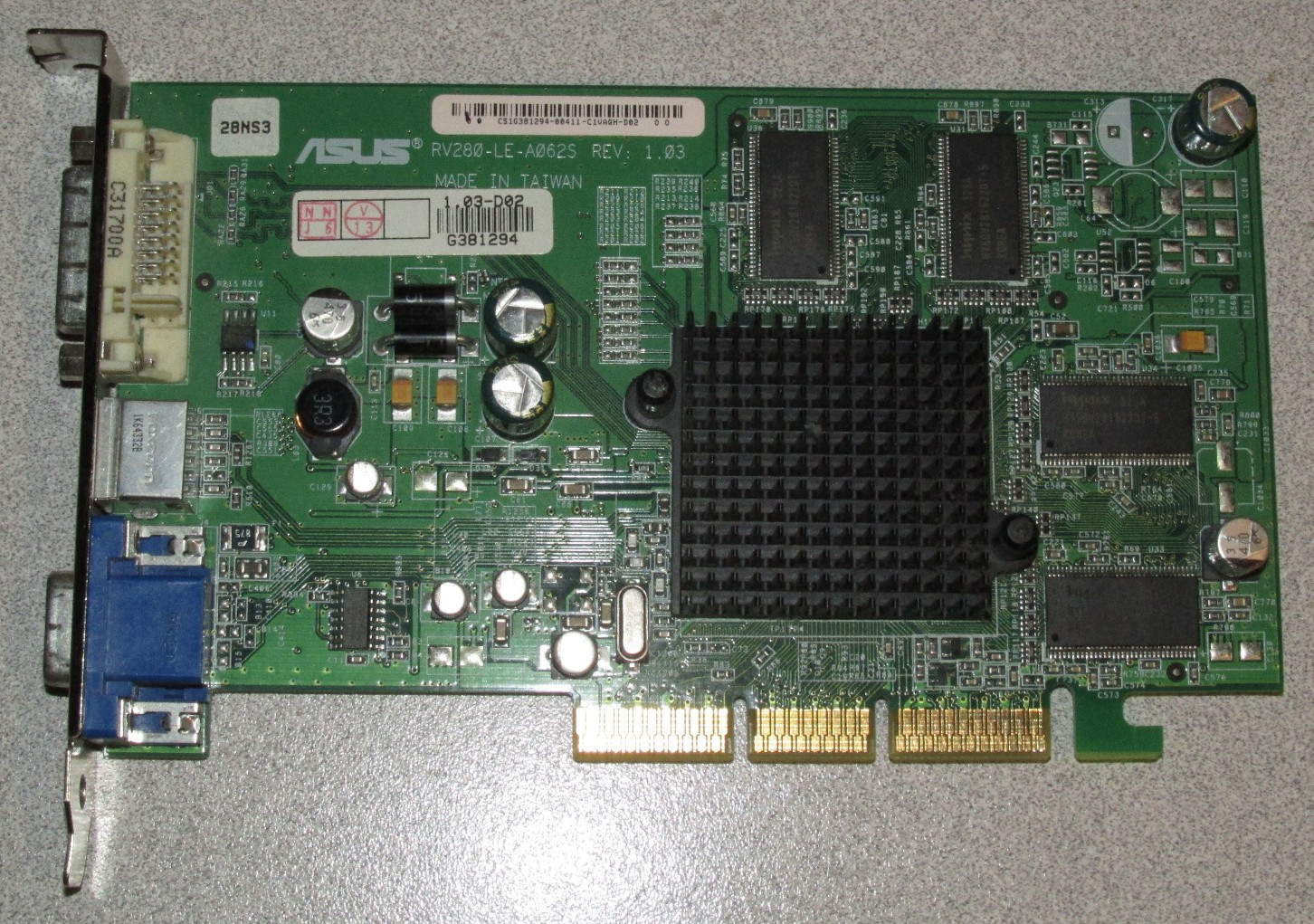 ASUS RV280-LE-A062S (ATi Radeon 9200 LE) 128MB? Graphics Card