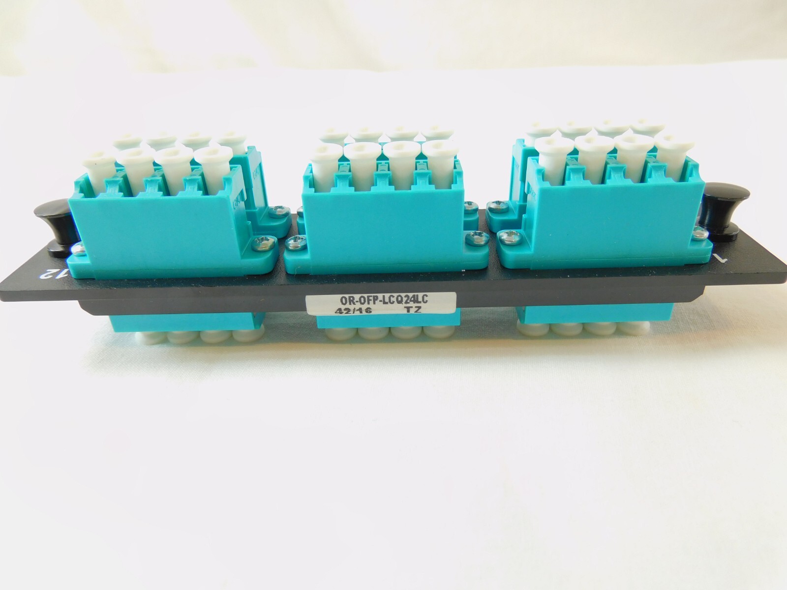 OFP-LCQ24LC Ortronics Q-Series OFP Adapter Panel 6-LC Quad 24 Fiber MM OM3/4