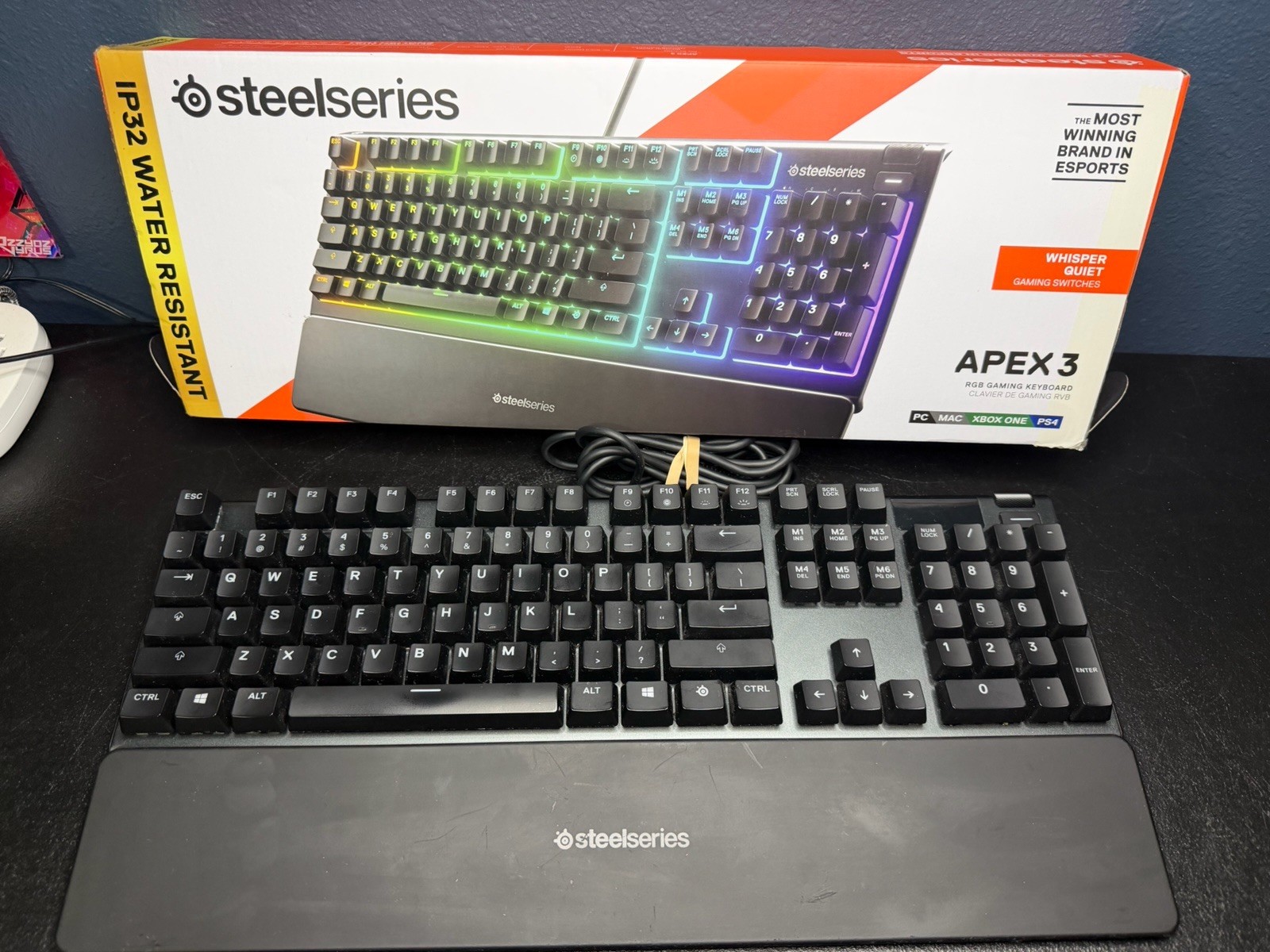 Steelseries Apex 5 Mechanical Gaming Keyboard Black With Arm Rest Good