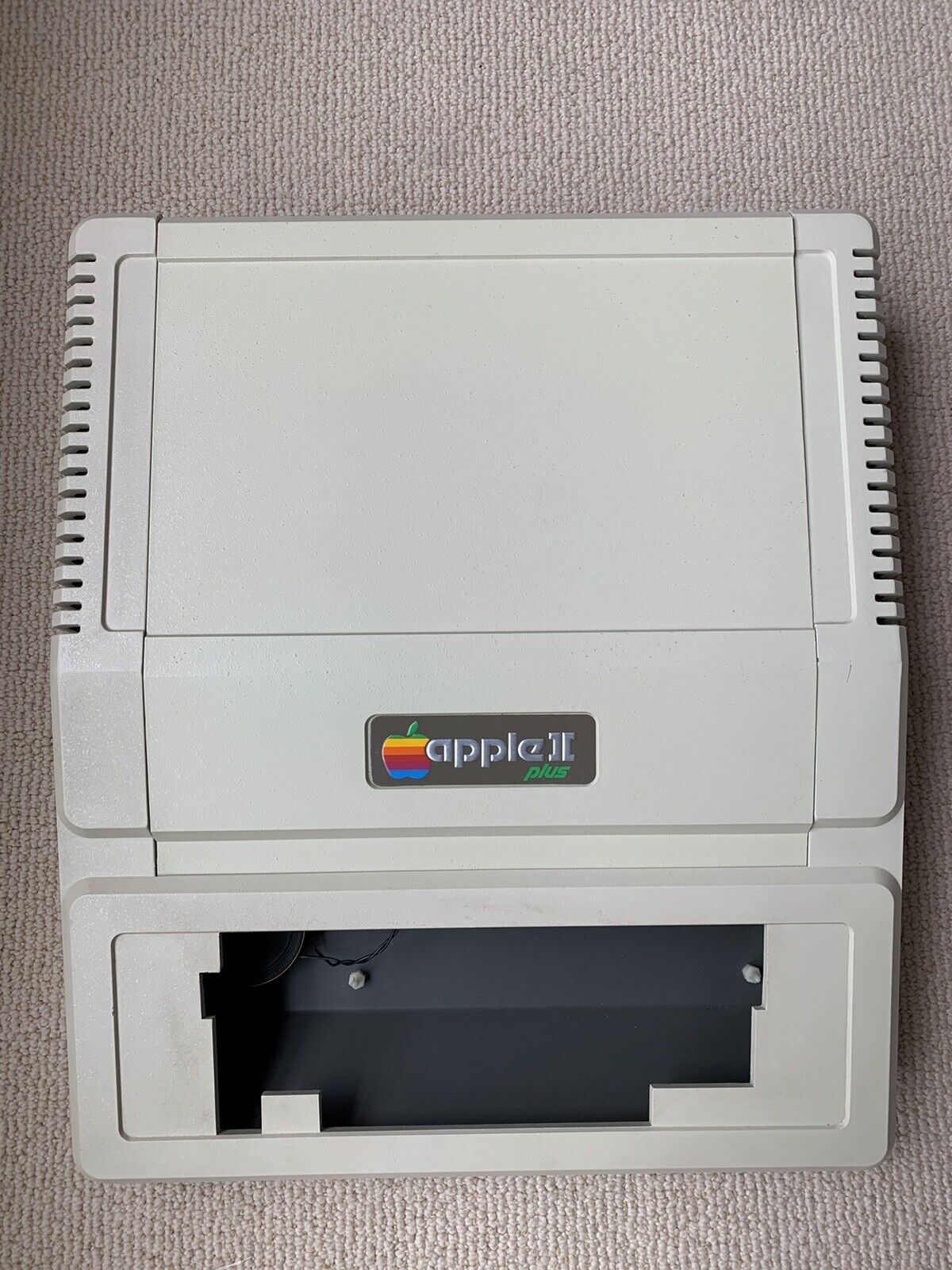Apple II Plus Computer Case Shell Good Condition