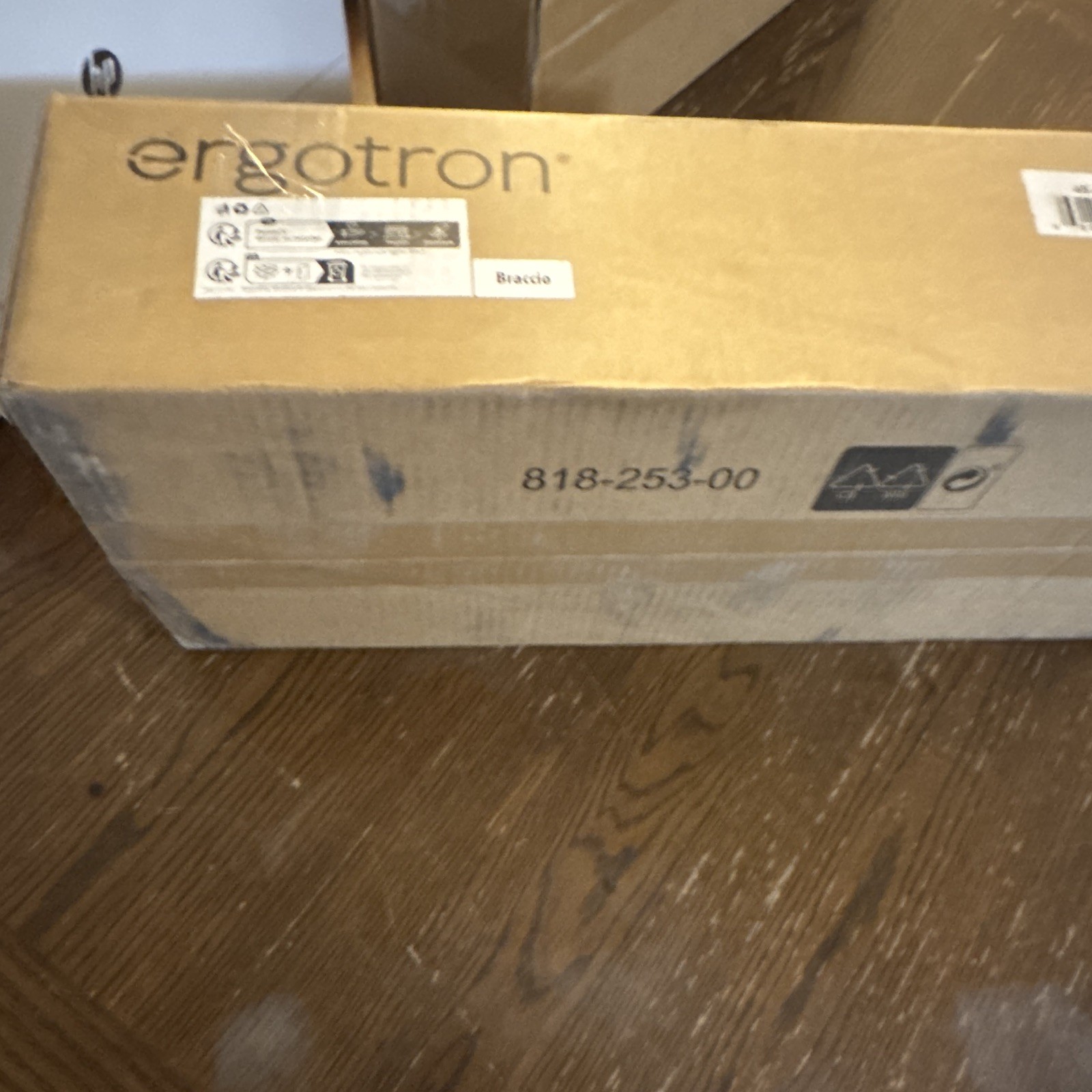 Ergotron Universal Wall Mount Bracket Monitor Stand 818-253-00