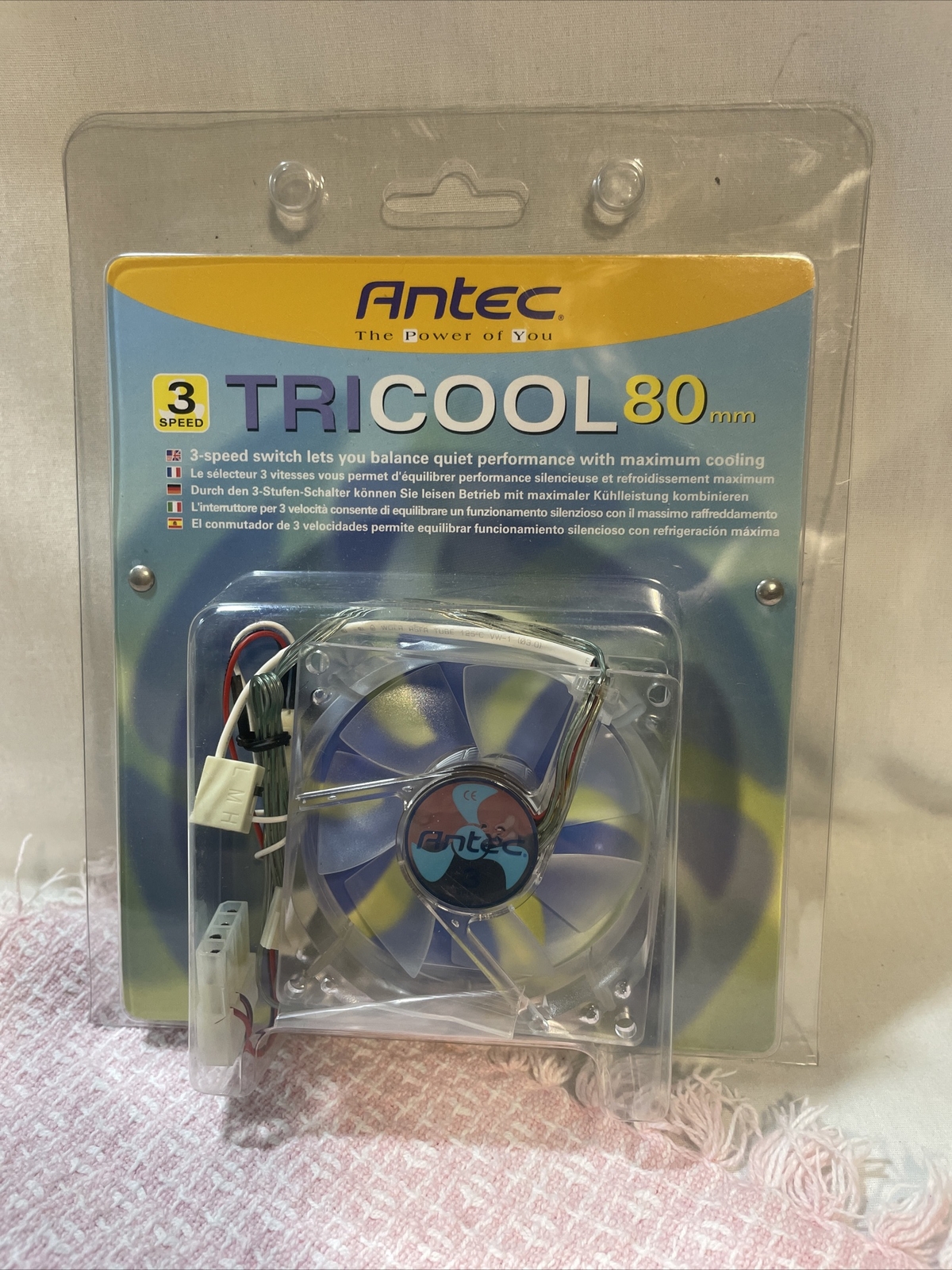 Antec TriCool 80mm Cool Fan 3-Speed Switch Quiet Performance Maximum Cooling
