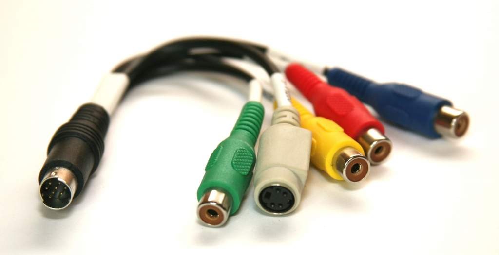 COMPONENT S-VIDEO TO MINIDIN9 RCA HDTV COMPOSITE ADAPTER VIDEO CABLE CB9D0005 US